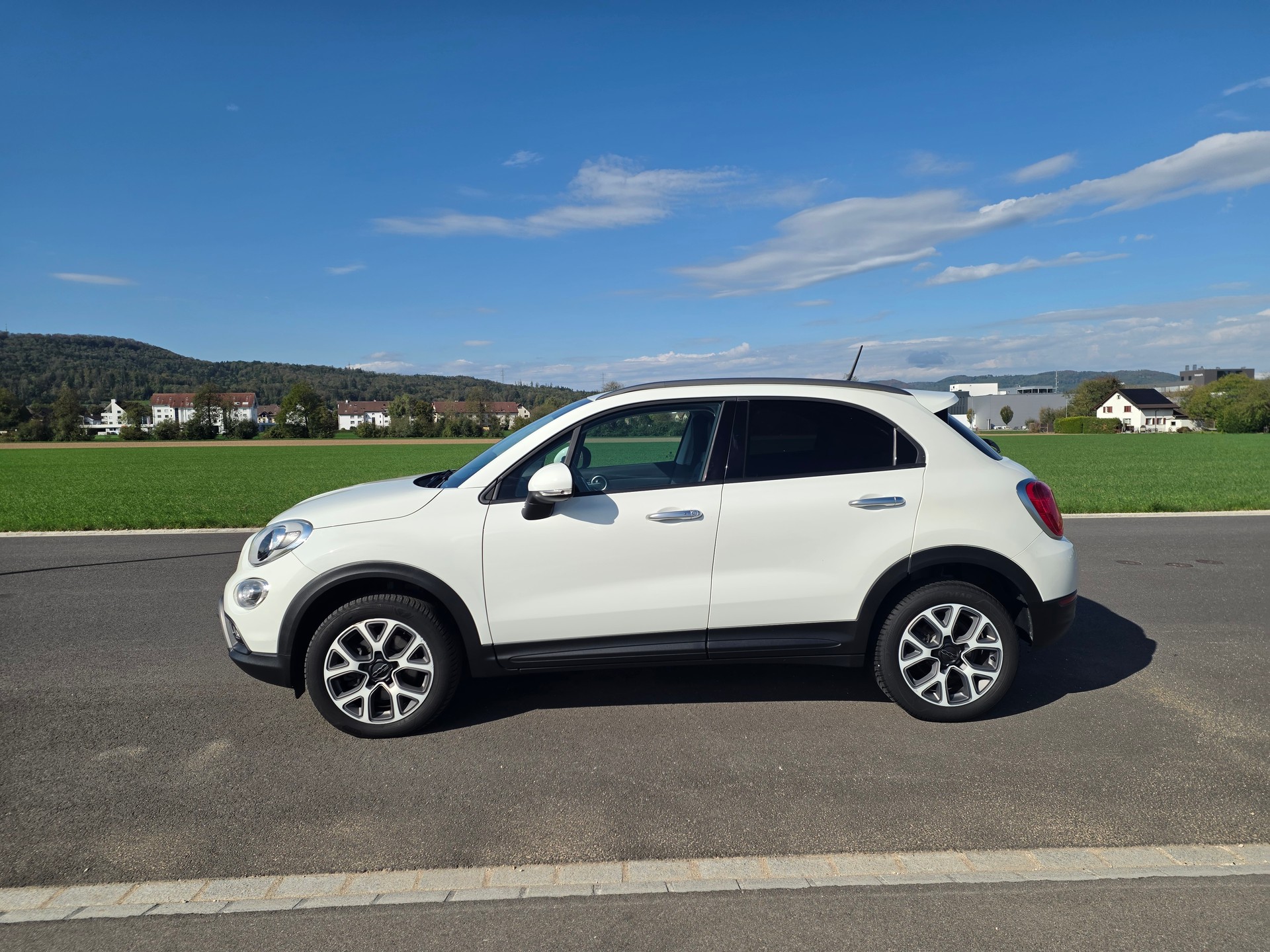 FIAT 500X 2.0 MJ Cross 4x4 Automatic-image-2