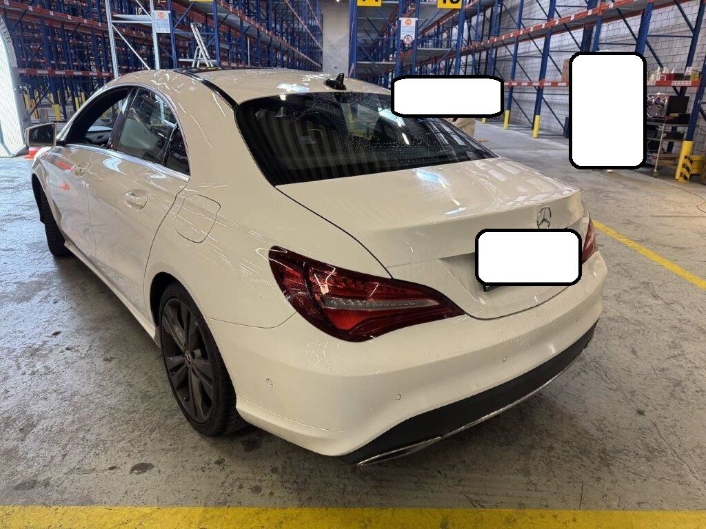MERCEDES-BENZ URBAN-image-4