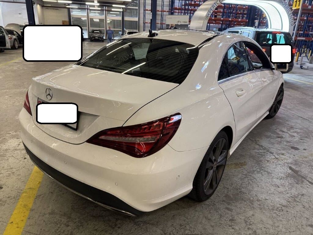 MERCEDES-BENZ URBAN-image-0