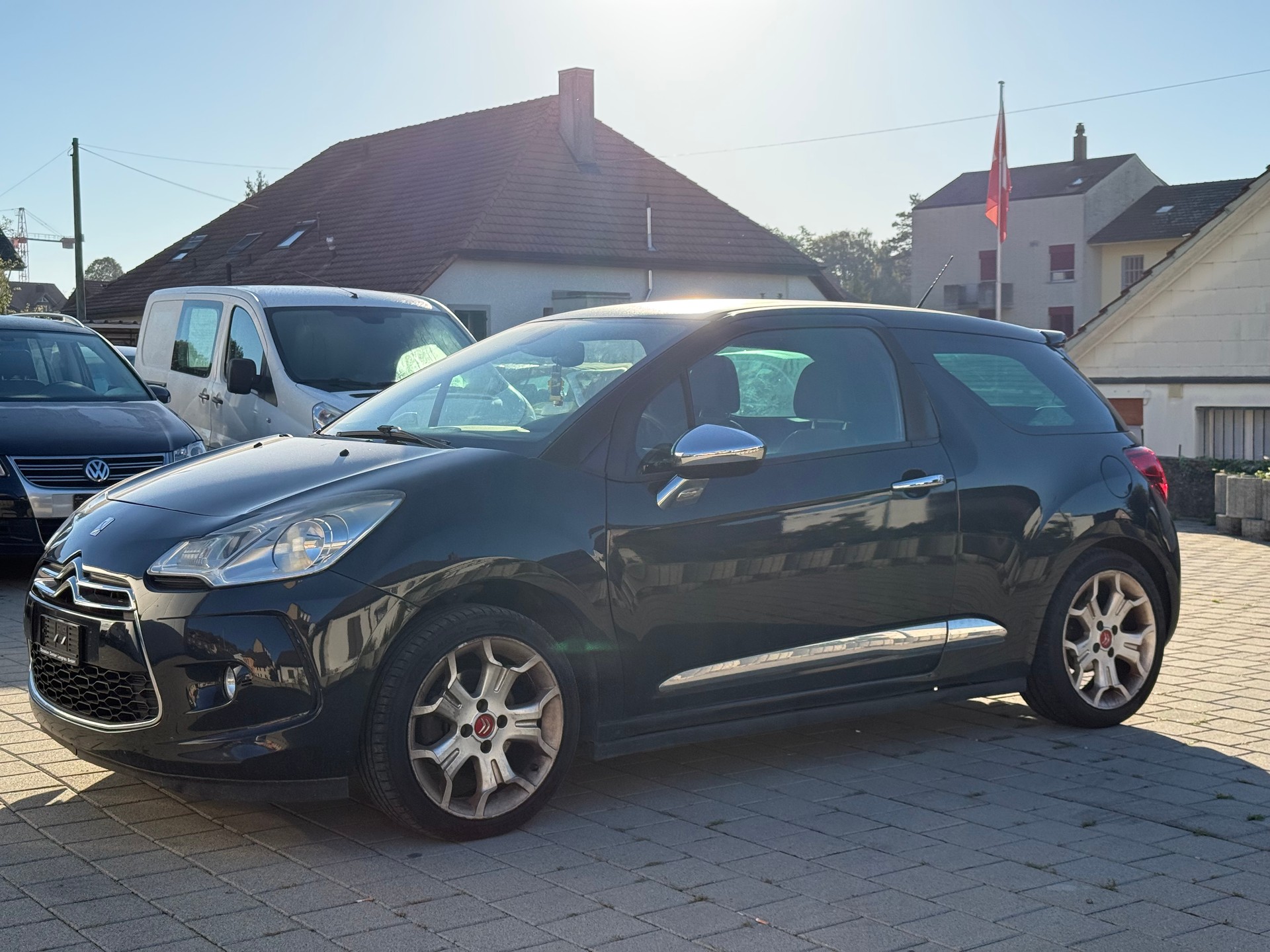 DS AUTOMOBILES DS3 1.6 THP Black & Silver-image-10