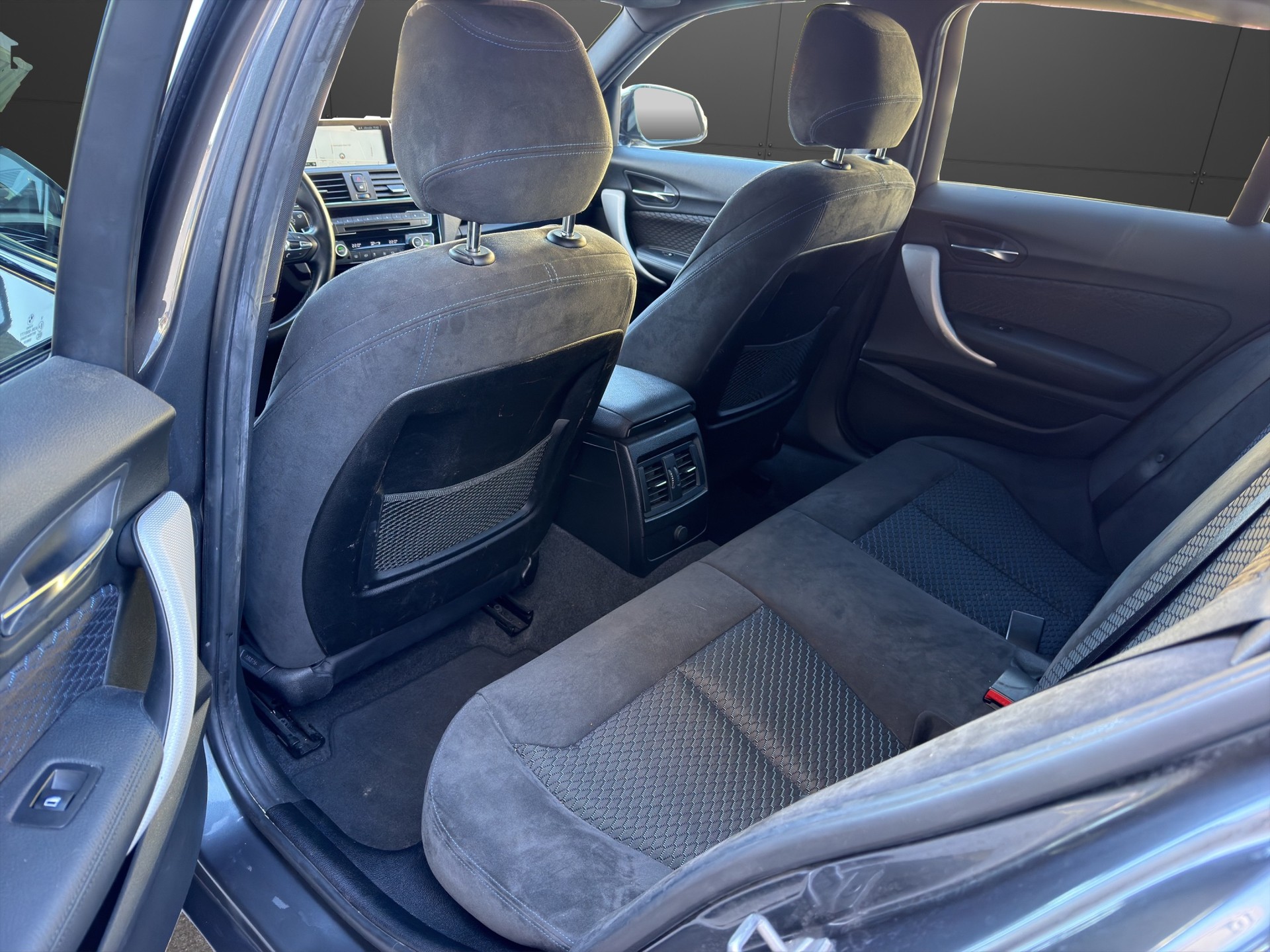 BMW 120d xDrive M Sport Steptronic Frisch MFK/Service-image-13