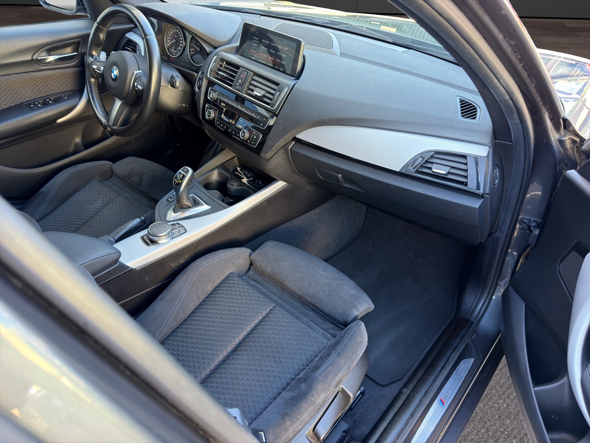 BMW 120d xDrive M Sport Steptronic Frisch MFK/Service-image-15