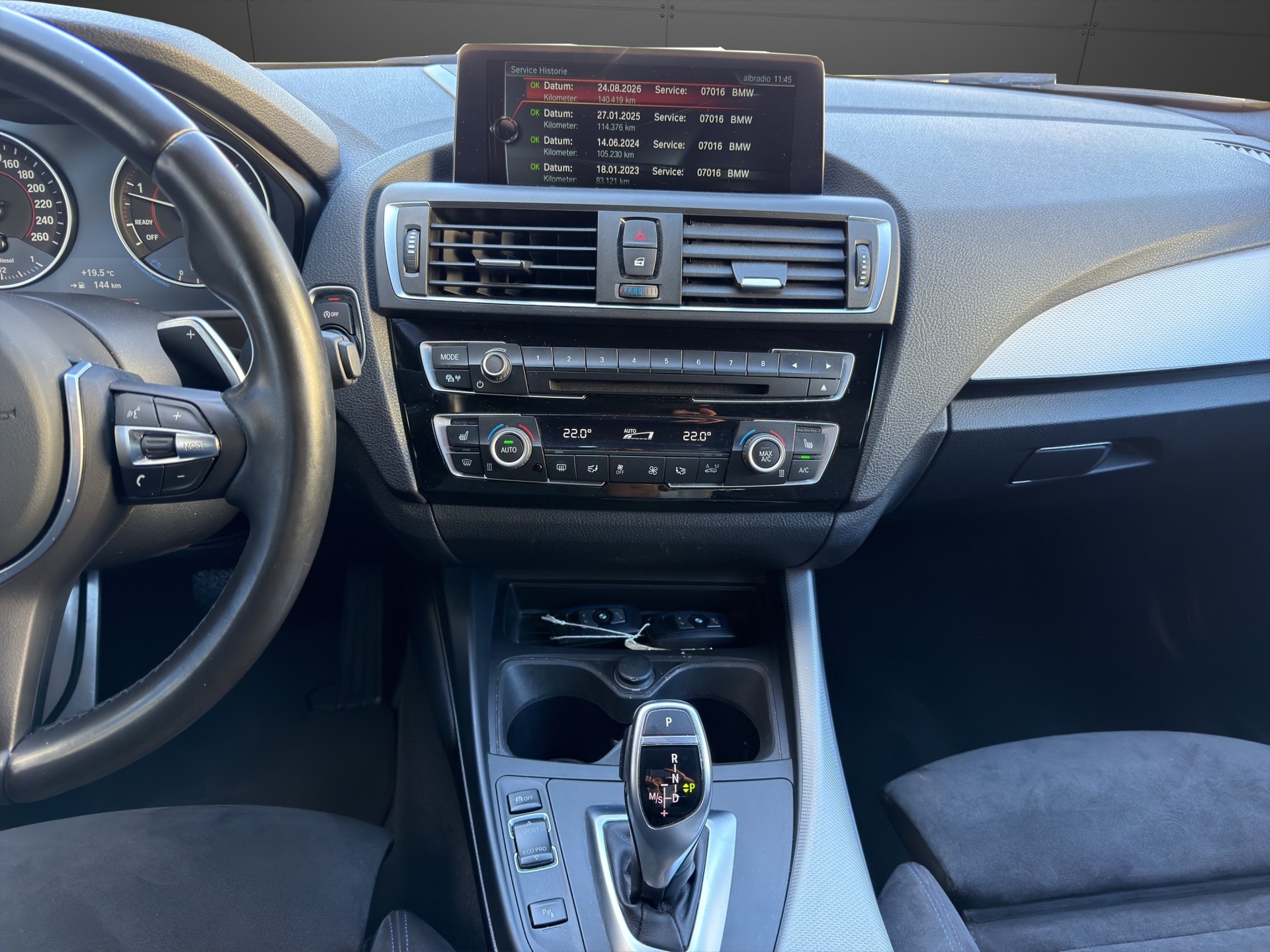 BMW 120d xDrive M Sport Steptronic Frisch MFK/Service-image-19