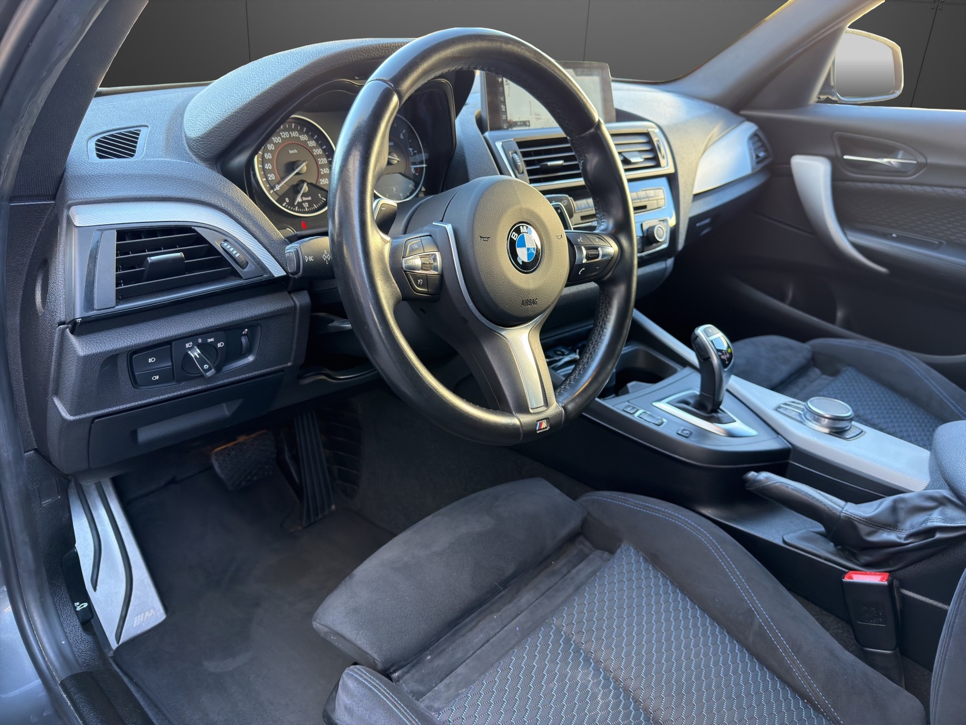 BMW 120d xDrive M Sport Steptronic Frisch MFK/Service-image-11
