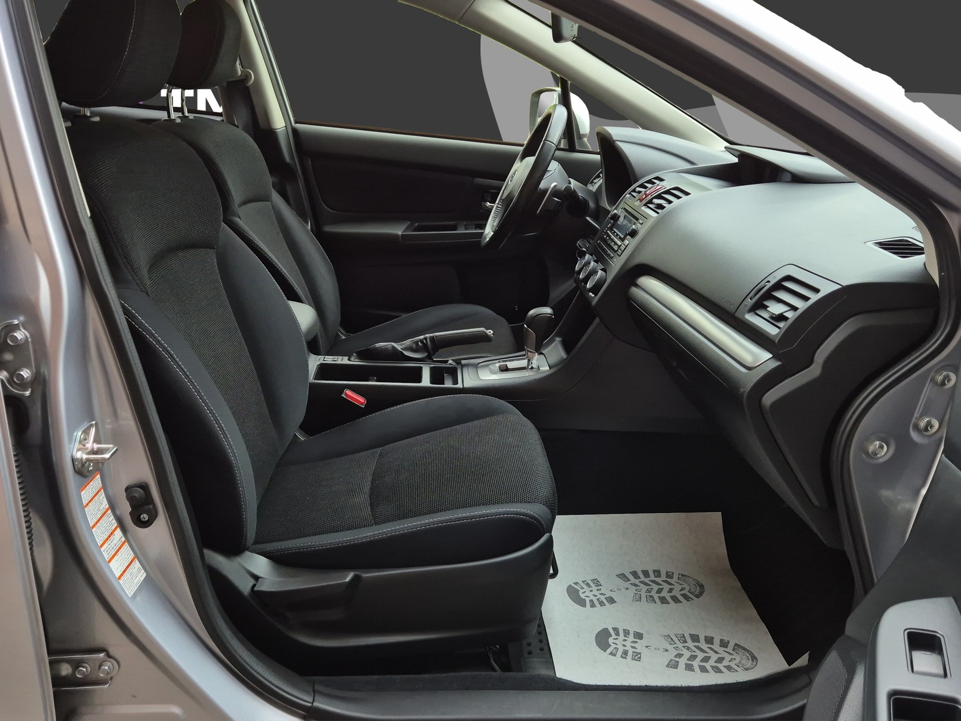SUBARU XV 2.0 Swiss Two AWD CVT-image-11