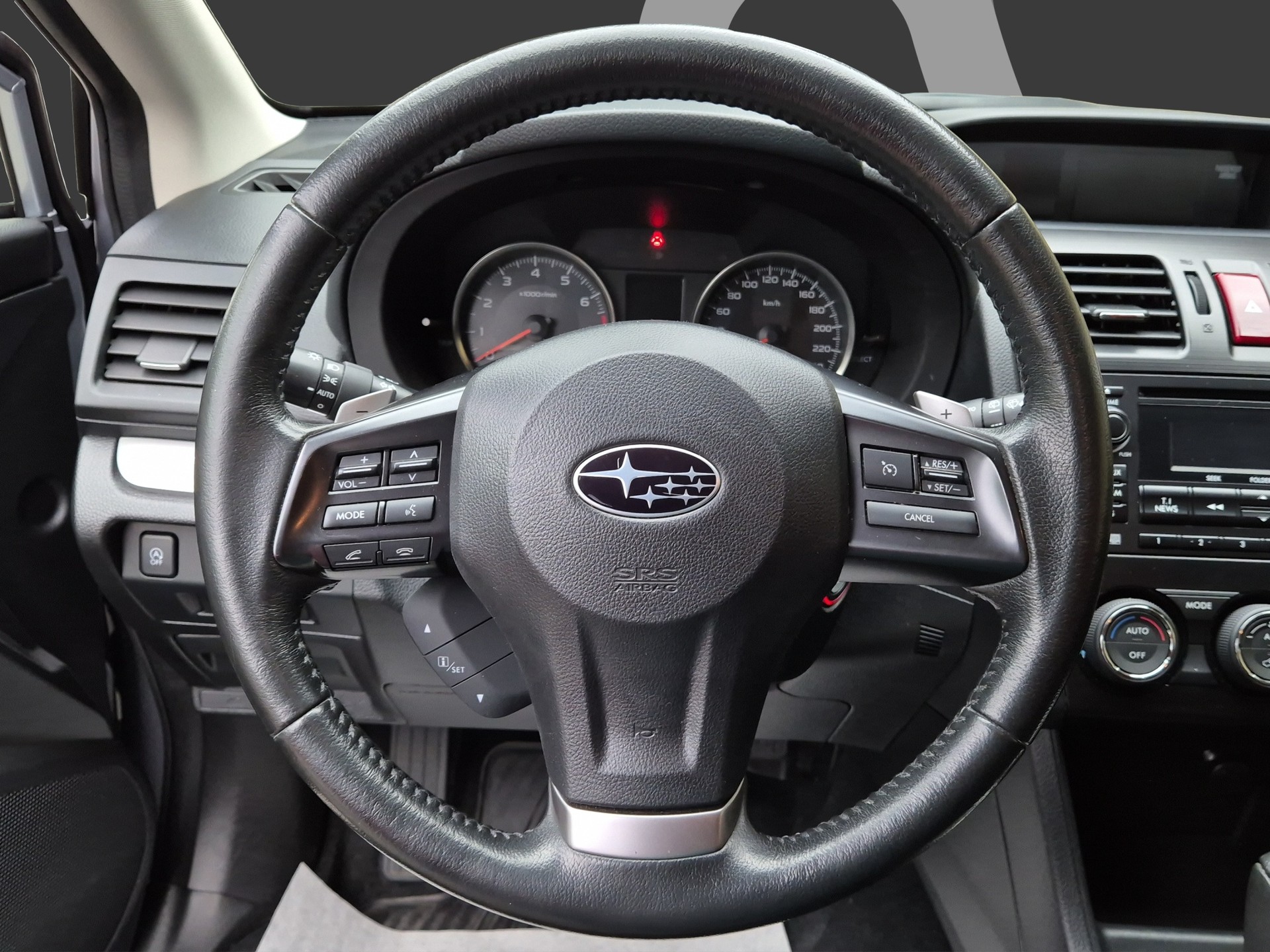 SUBARU XV 2.0 Swiss Two AWD CVT-image-15