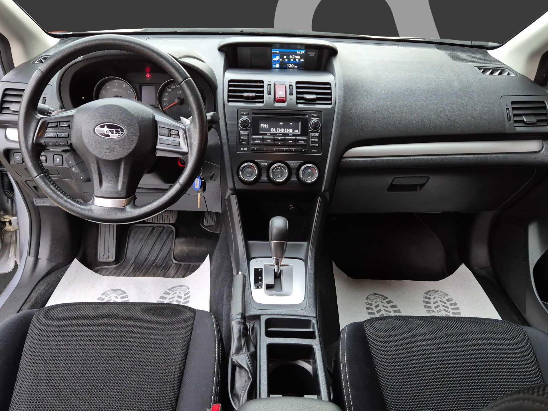 SUBARU XV 2.0 Swiss Two AWD CVT-image-10