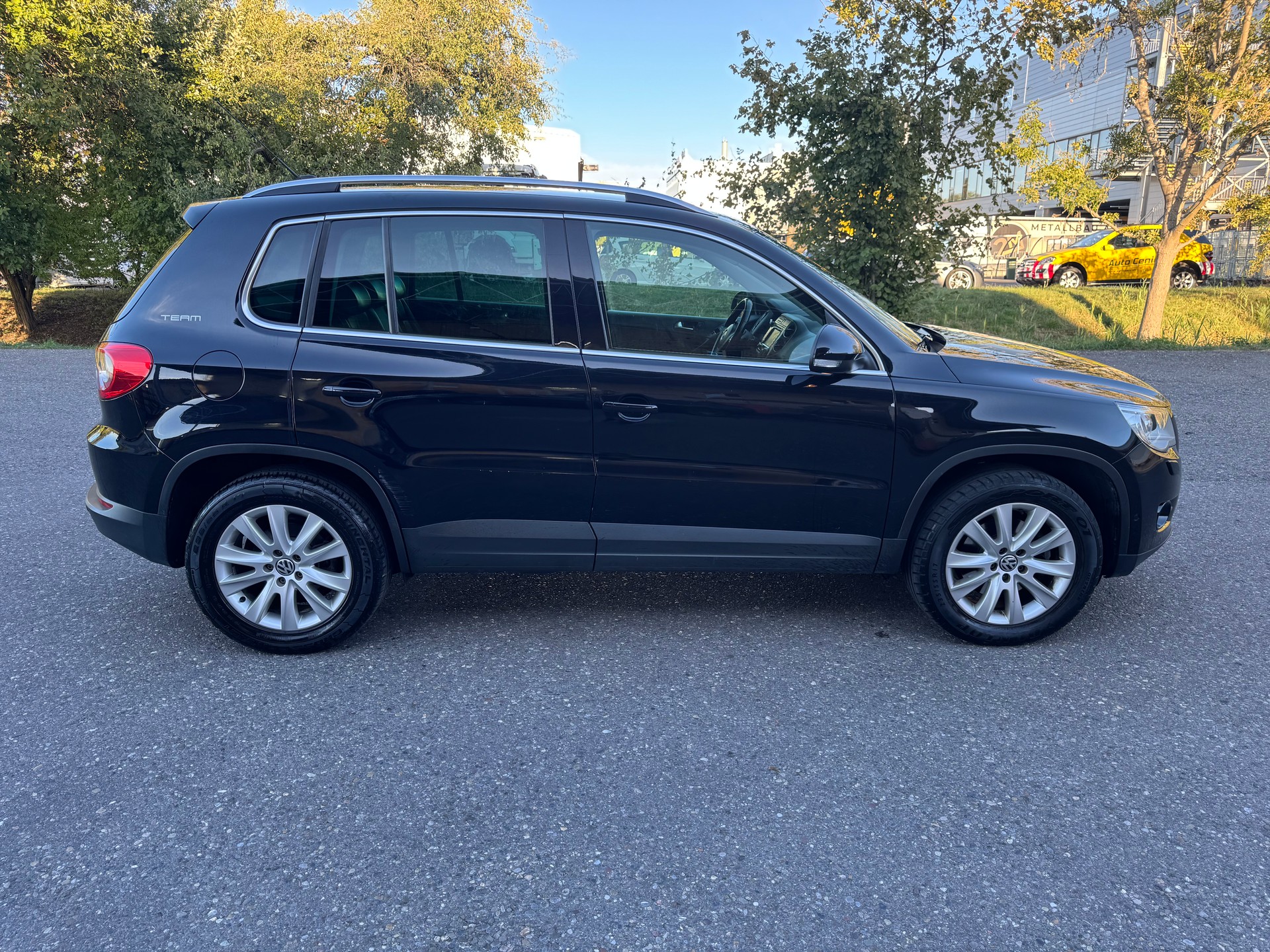 VW Tiguan 2.0 TSI Team DSG-image-8