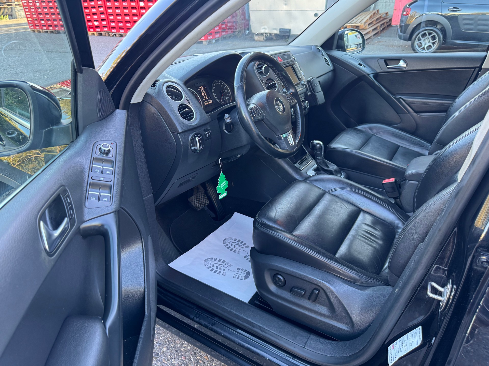 VW Tiguan 2.0 TSI Team DSG-image-12