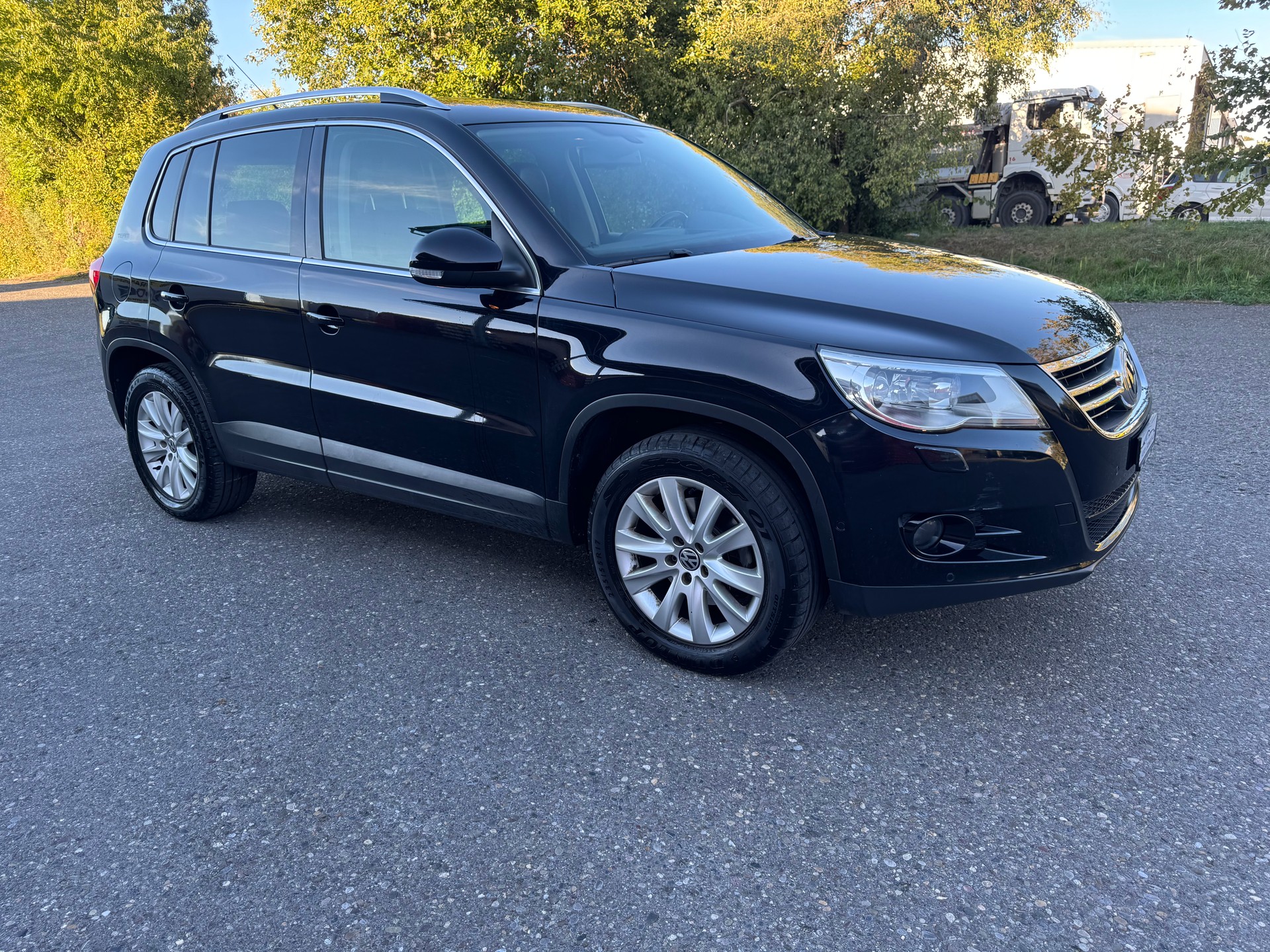 VW Tiguan 2.0 TSI Team DSG-image-1