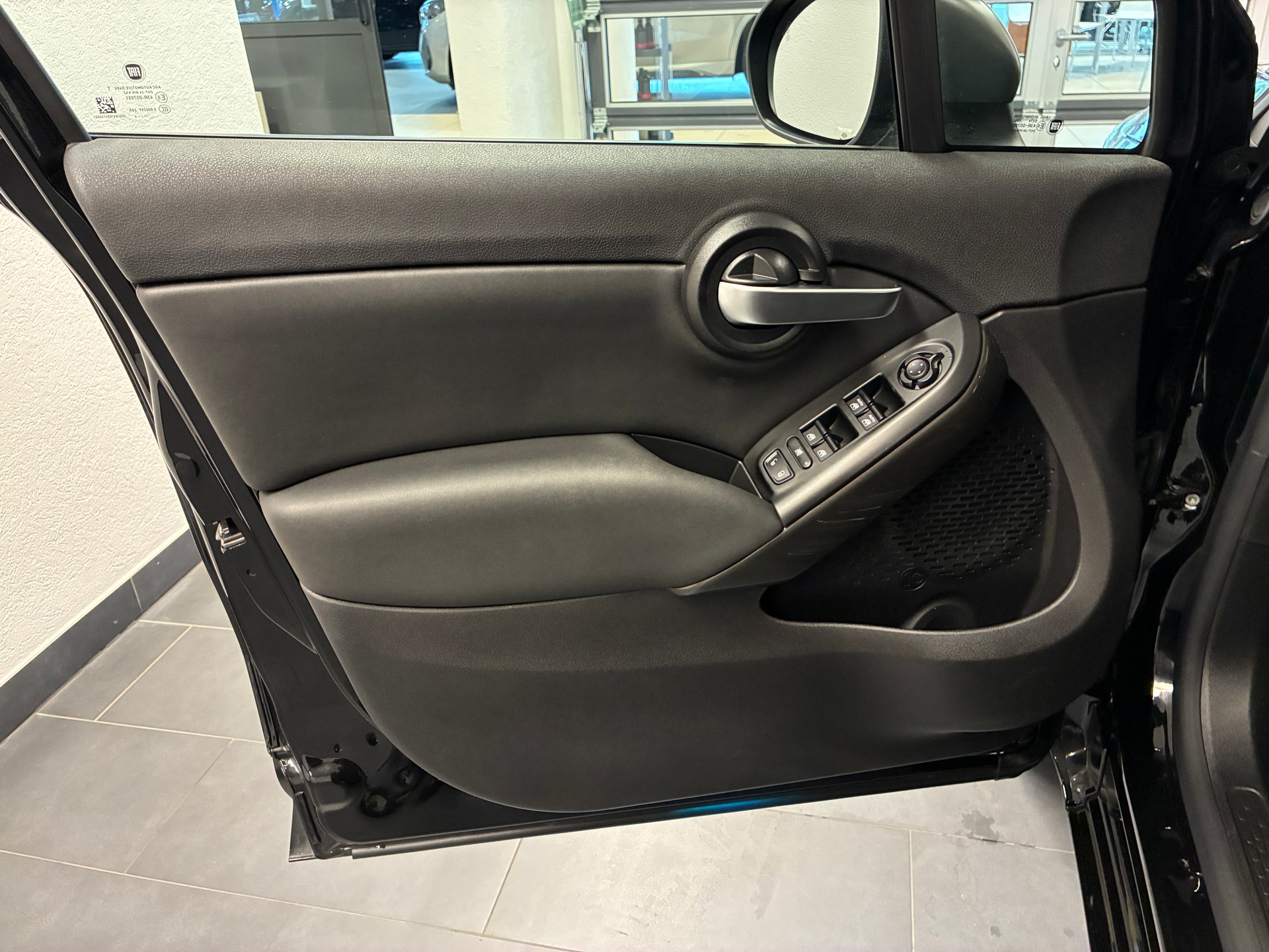 FIAT 500X 1.5 Hybrid Sport Final Edition-image-16