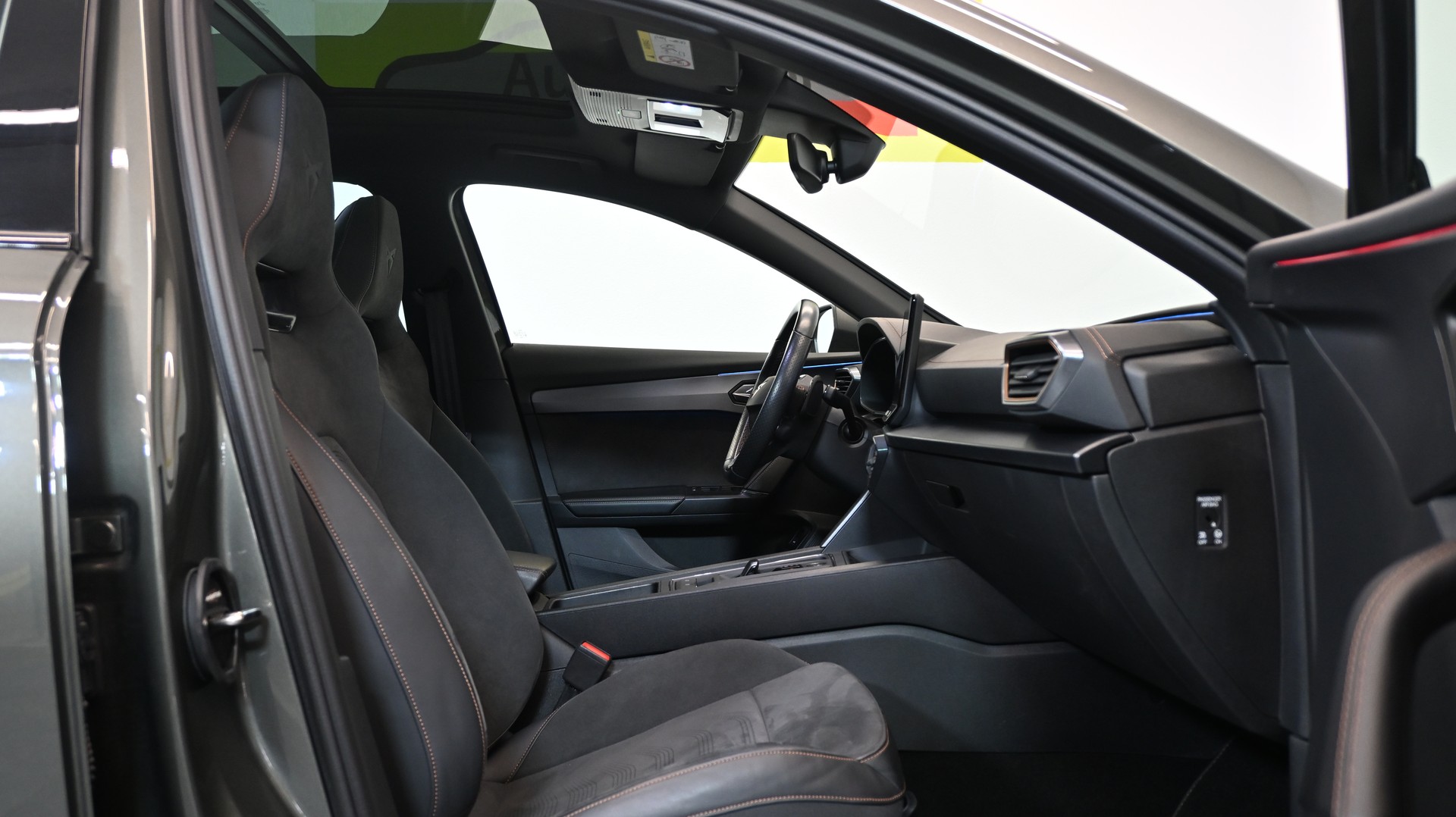 CUPRA Formentor 2.0TSI Tribe Edition DSG-image-3