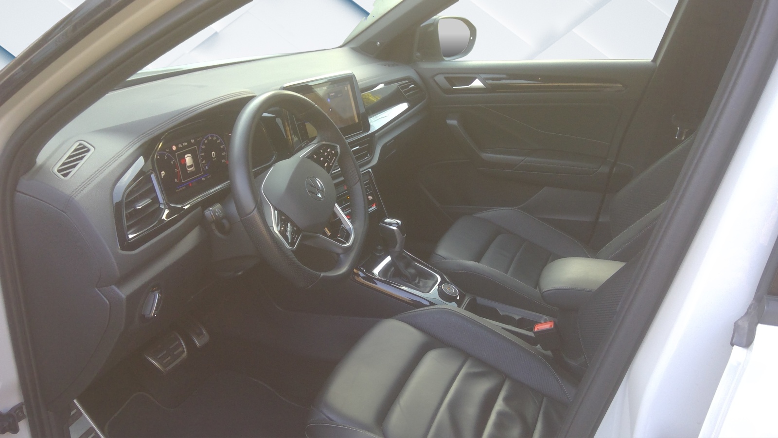 VW T-Roc 2.0 TSI R-Line DSG 4Motion-image-10