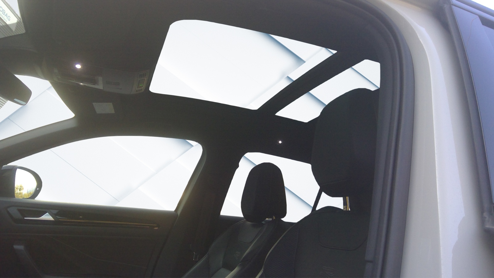 VW T-Roc 2.0 TSI R-Line DSG 4Motion-image-11