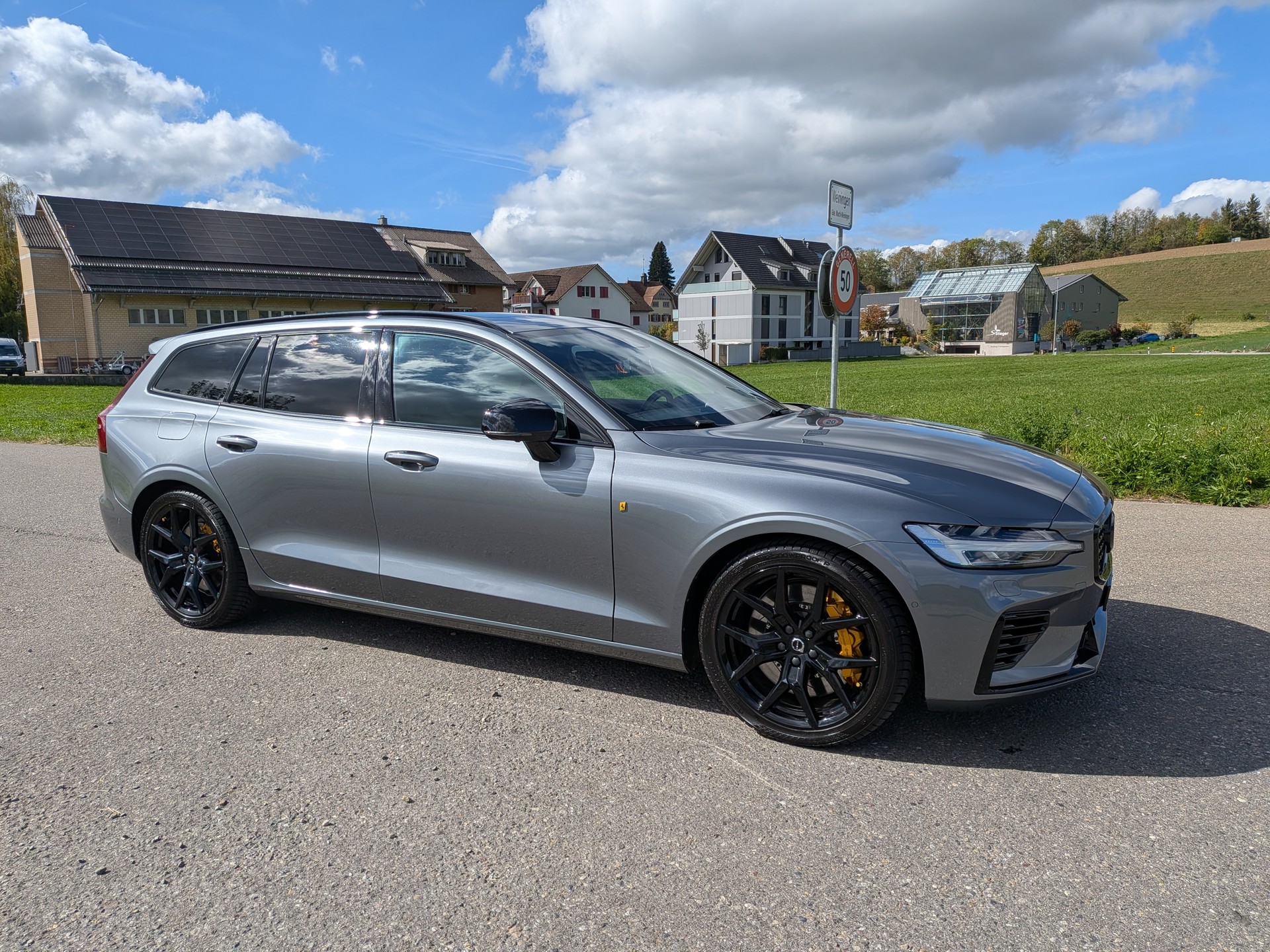 VOLVO V60 T8 eAWD Twin Engine POLESTAR Geartronic-image-6