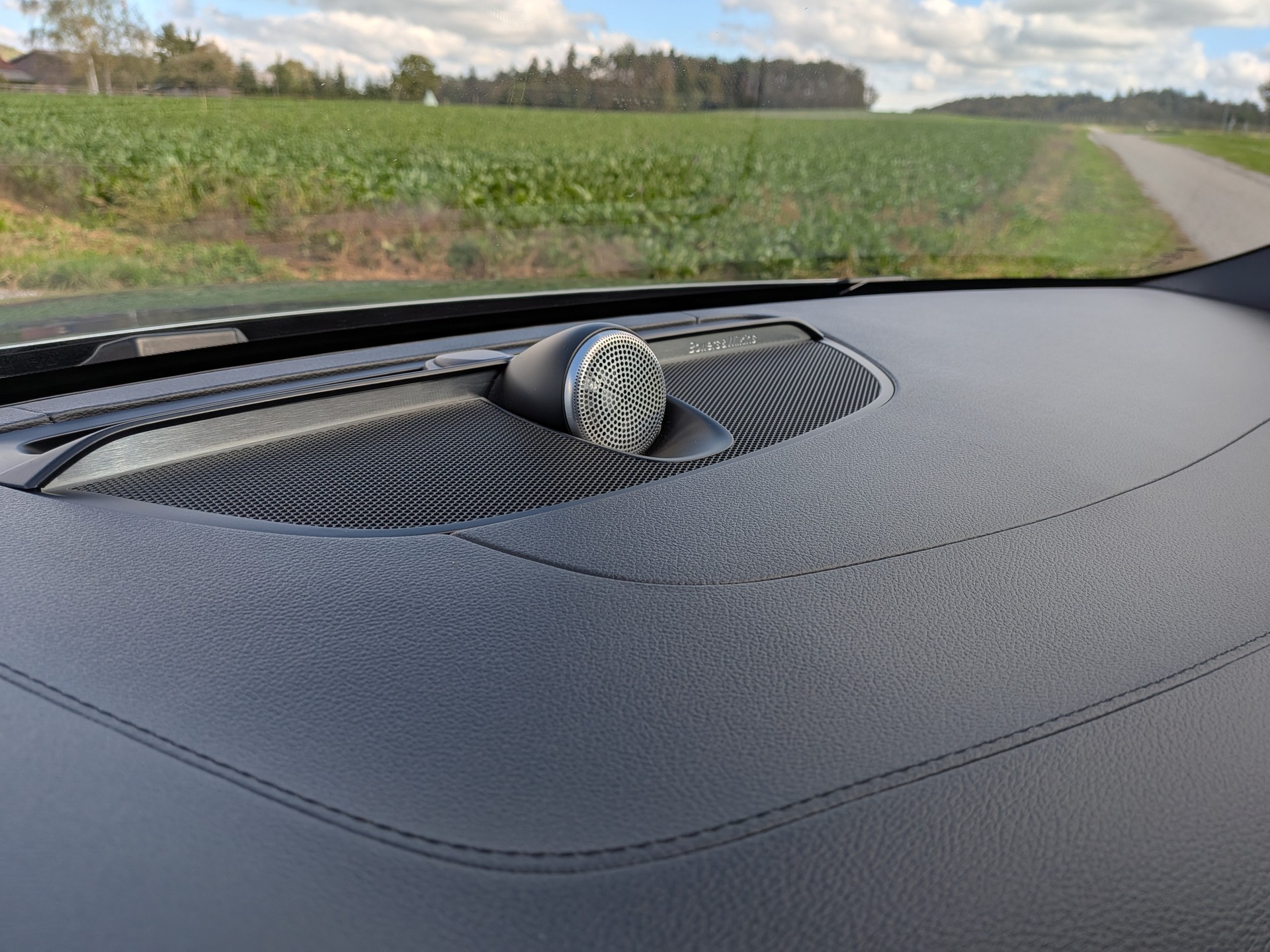 VOLVO V60 T8 eAWD Twin Engine POLESTAR Geartronic-image-19