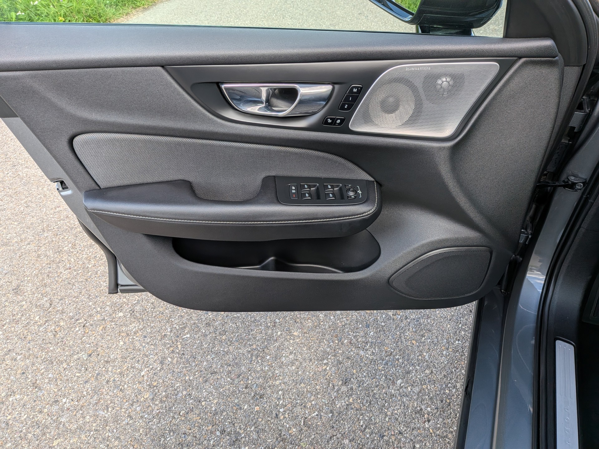 VOLVO V60 T8 eAWD Twin Engine POLESTAR Geartronic-image-18