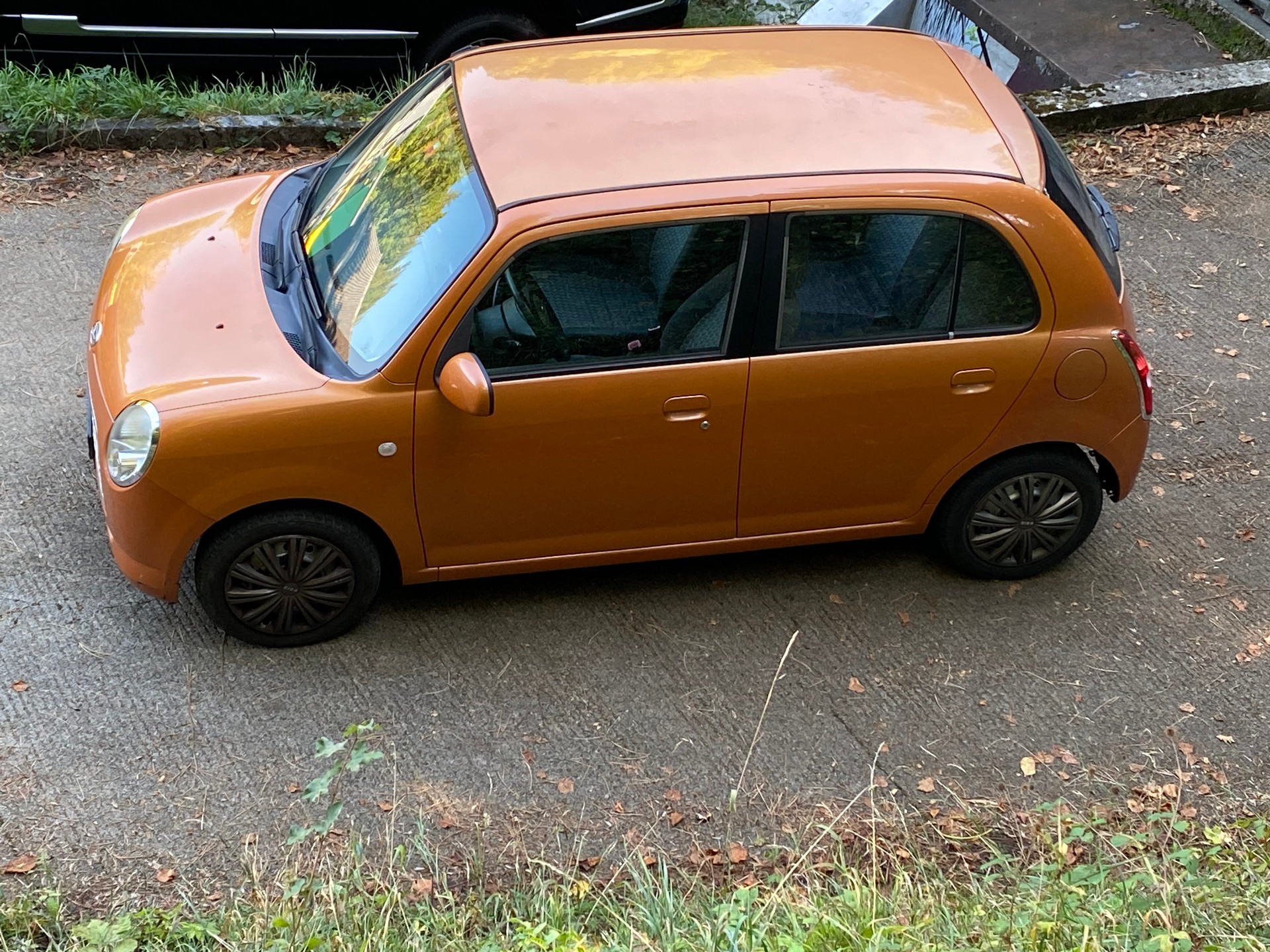 DAIHATSU Trevis 1.0-image-4