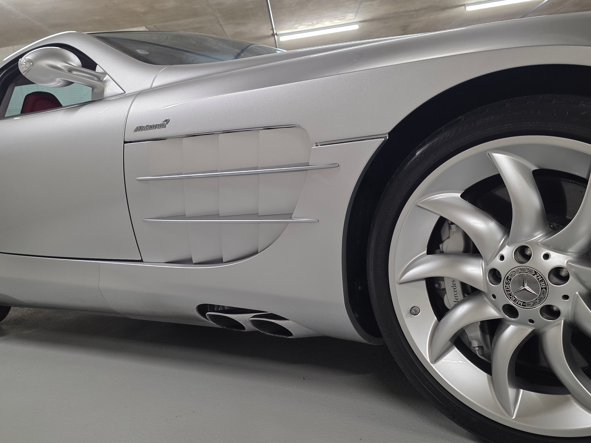 MERCEDES-BENZ Série suisse-image-13