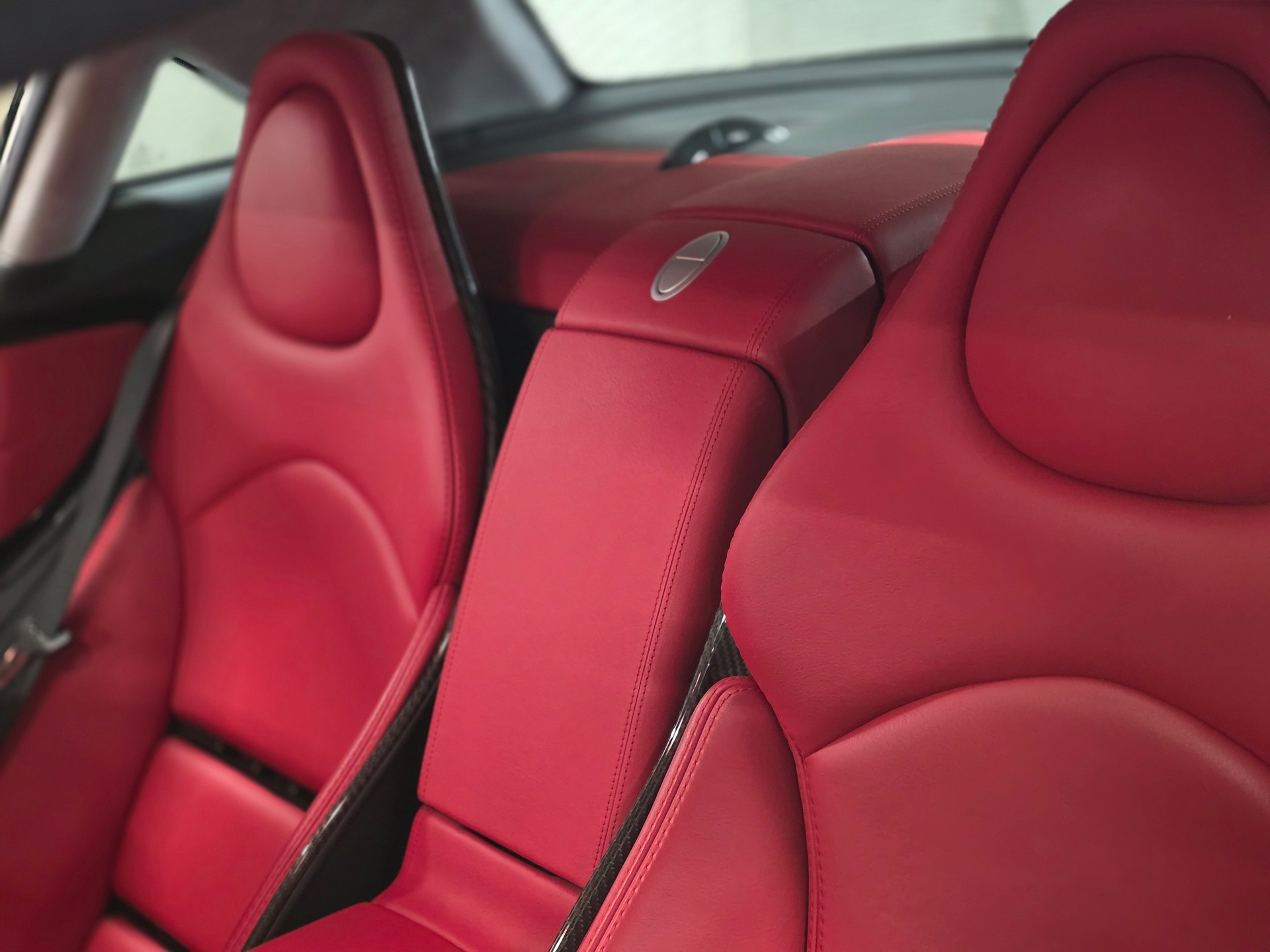 MERCEDES-BENZ Série suisse-image-10