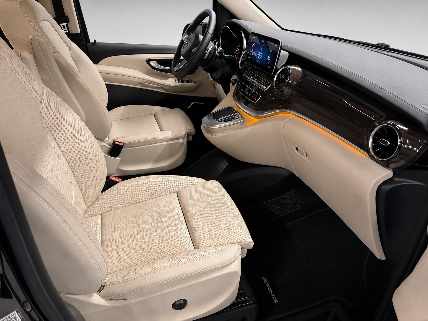 MERCEDES-BENZ Extralang Swiss Edition 4Matic 9G-Tronic-image-10