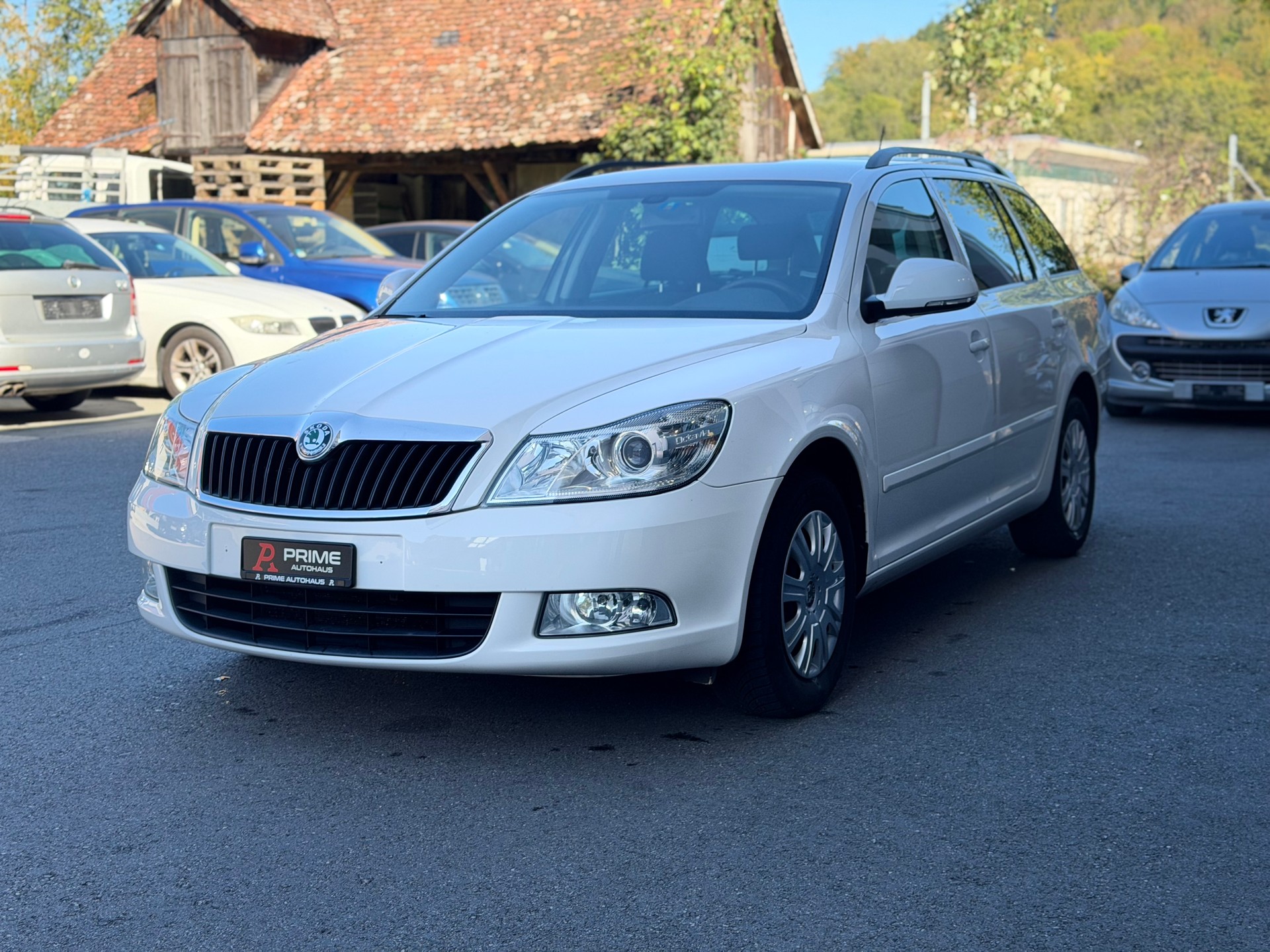 SKODA Octavia Combi 2.0 TDI Elegance 4x4 DSG-image-2