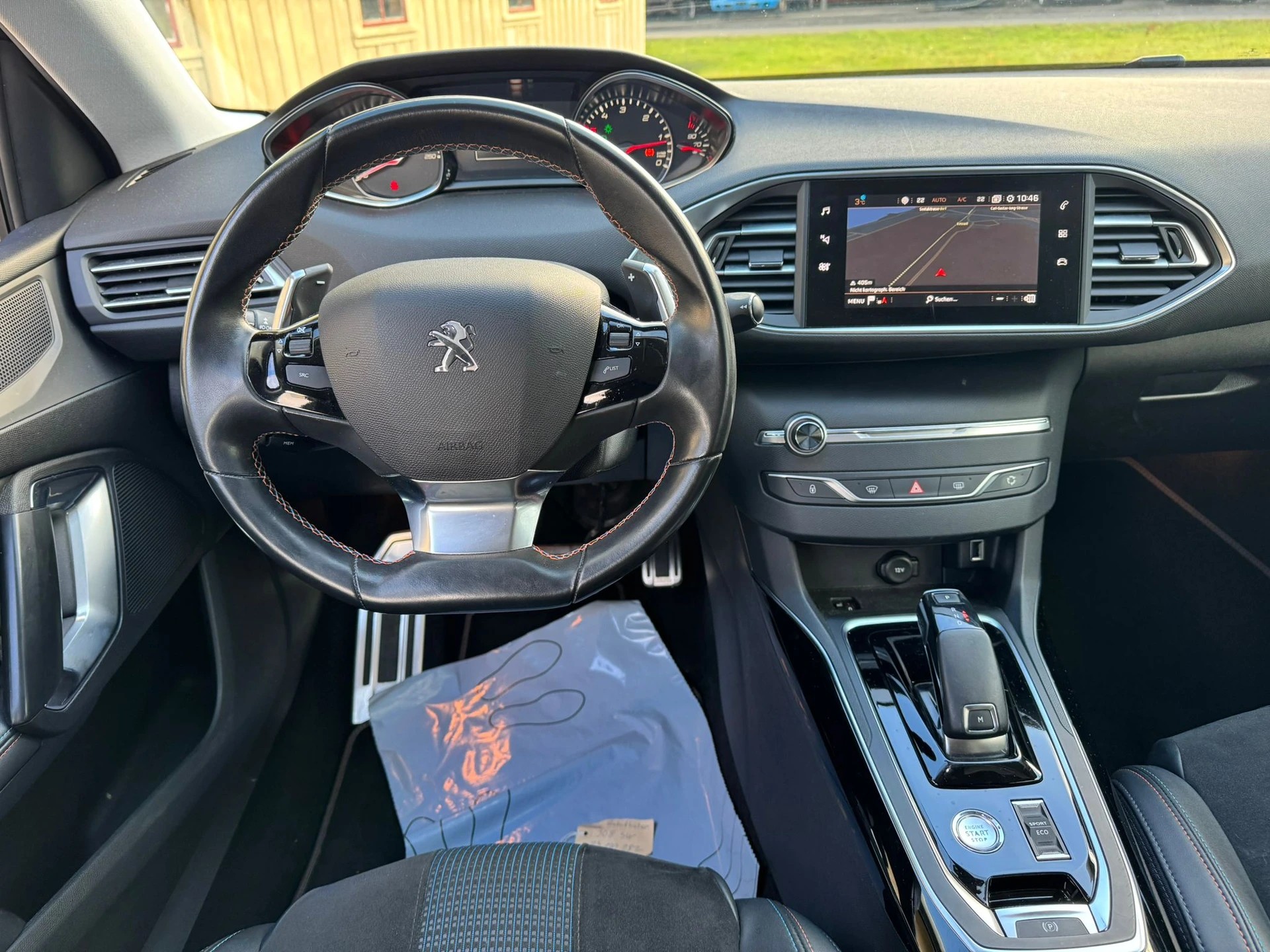PEUGEOT 308 SW 1.5 BlueHDI Tech Edition EAT8-image-10