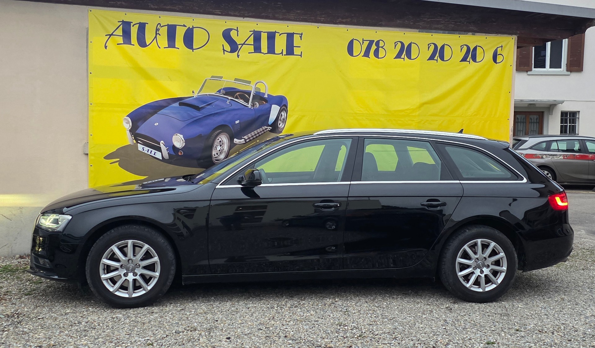 AUDI A4 Avant 2.0 TDI Attraction multitronic-image-2