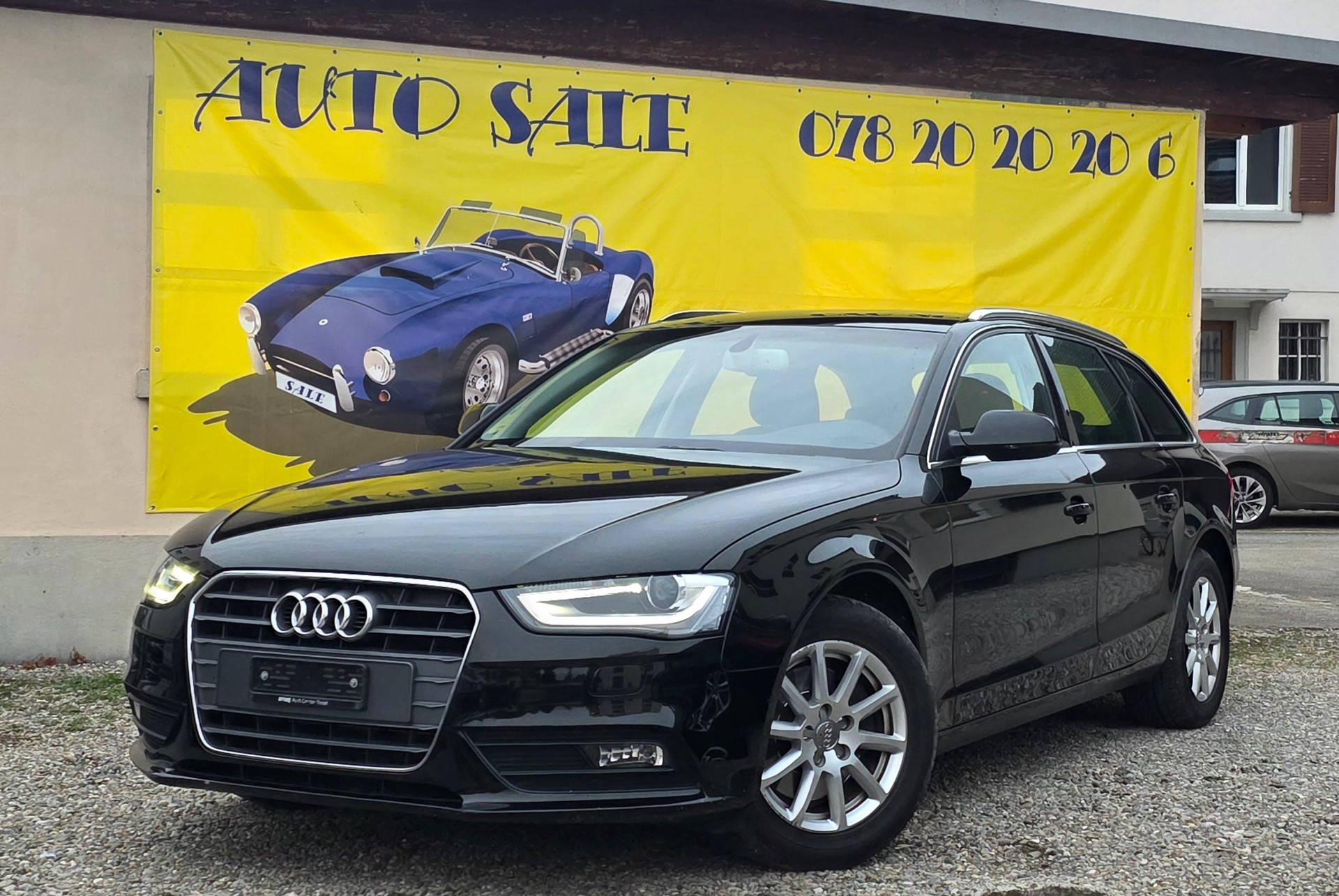 AUDI A4 Avant 2.0 TDI Attraction multitronic-image-0
