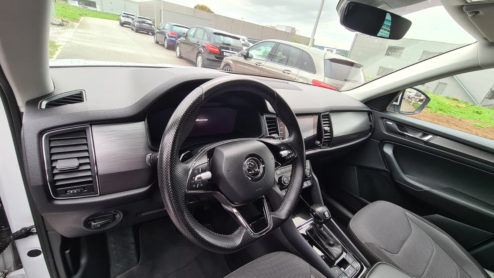 SKODA Kodiaq 2.0 TDI CR Ambition 4x4 DSG ** Gr-Navi ** RF-Kamera ** Sitzheizung ** Totwinkel-Assist ** Frisch Ab MFK **-image-17