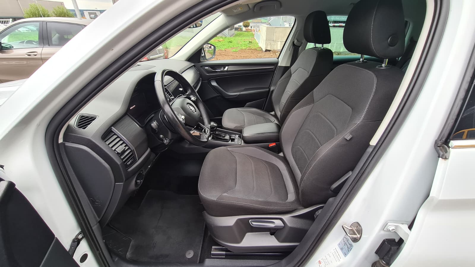 SKODA Kodiaq 2.0 TDI CR Ambition 4x4 DSG ** Gr-Navi ** RF-Kamera ** Sitzheizung ** Totwinkel-Assist ** Frisch Ab MFK **-image-18