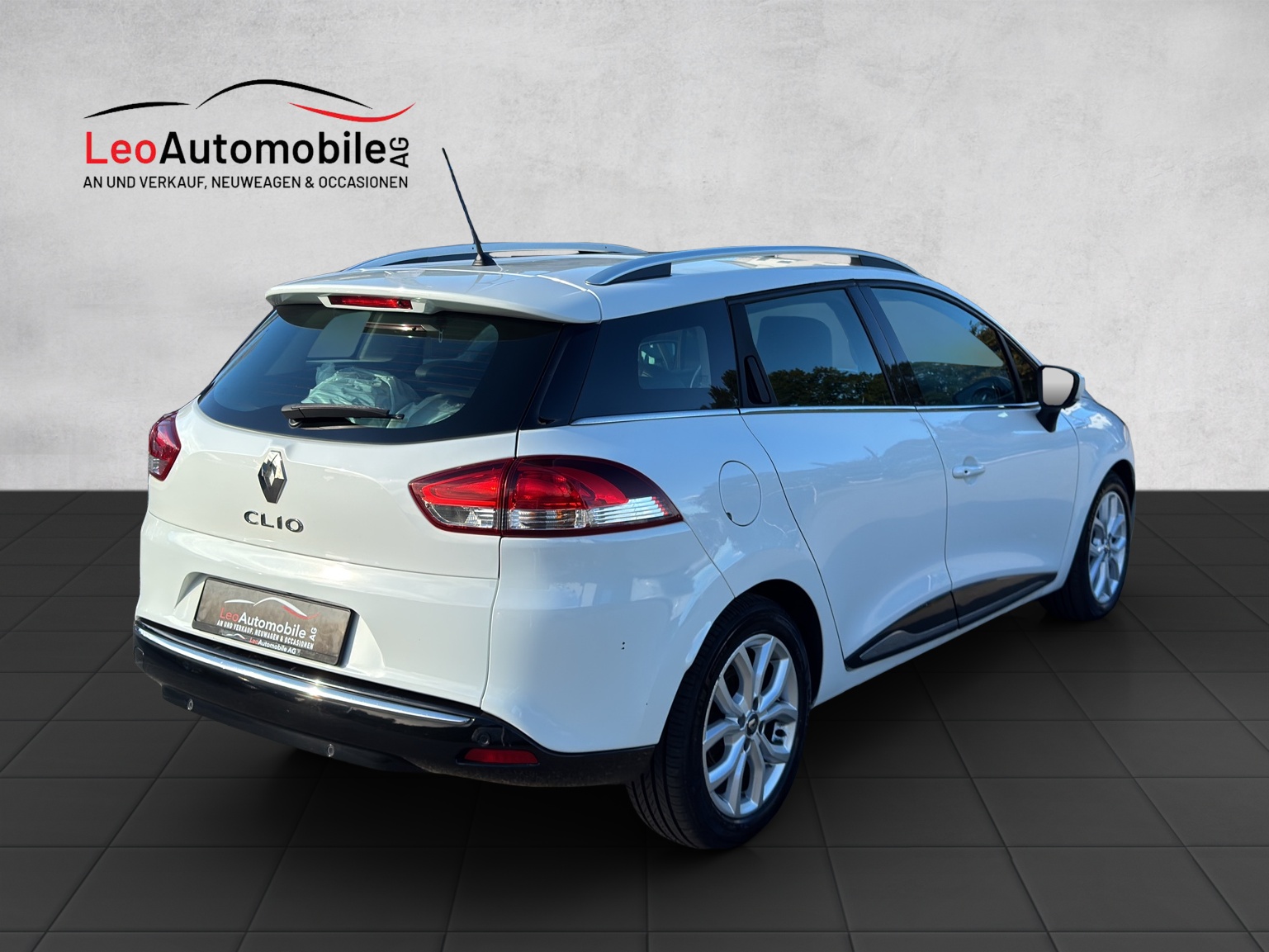RENAULT Clio Grandtour 1.5 dCi Intens EDC-image-2