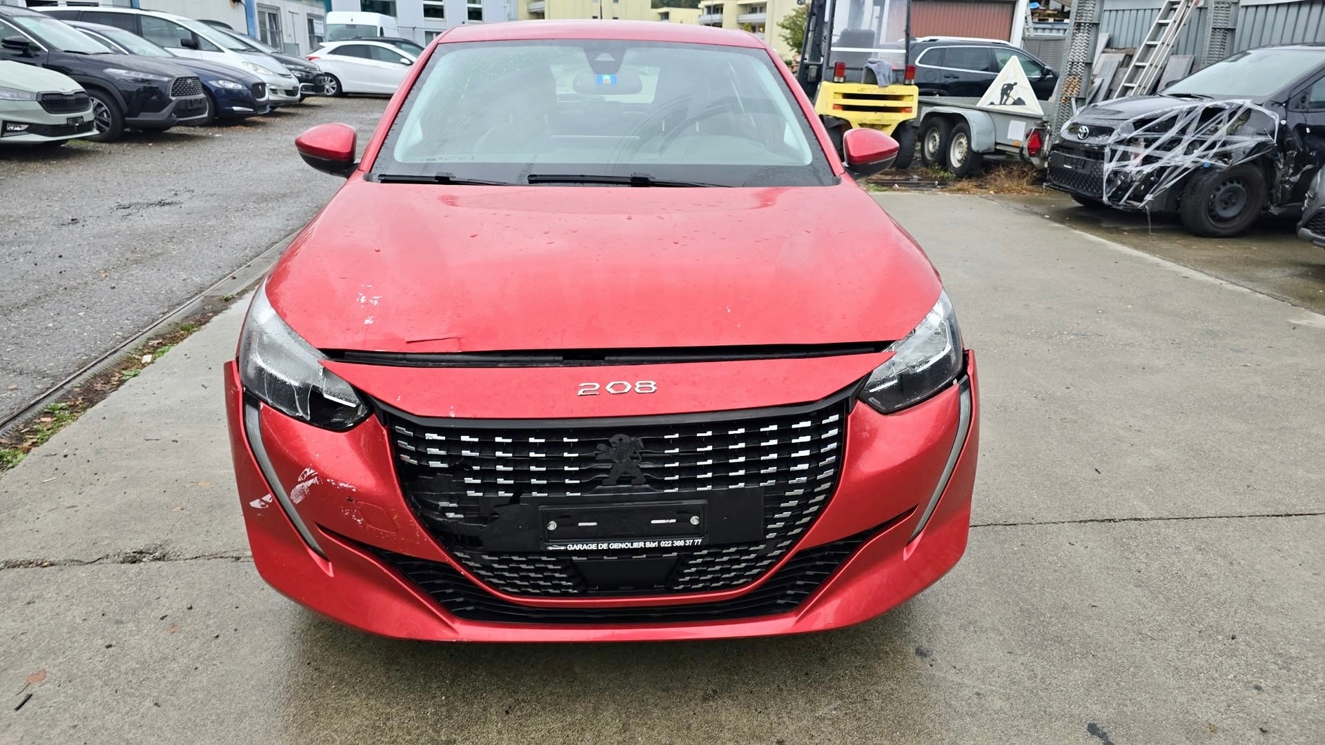 PEUGEOT 1.2 PureTech 100 Allure-image-6
