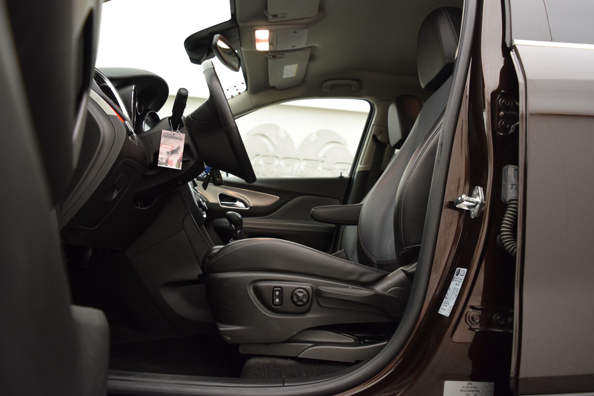 OPEL Mokka 1.4T Cosmo 4WD-image-7