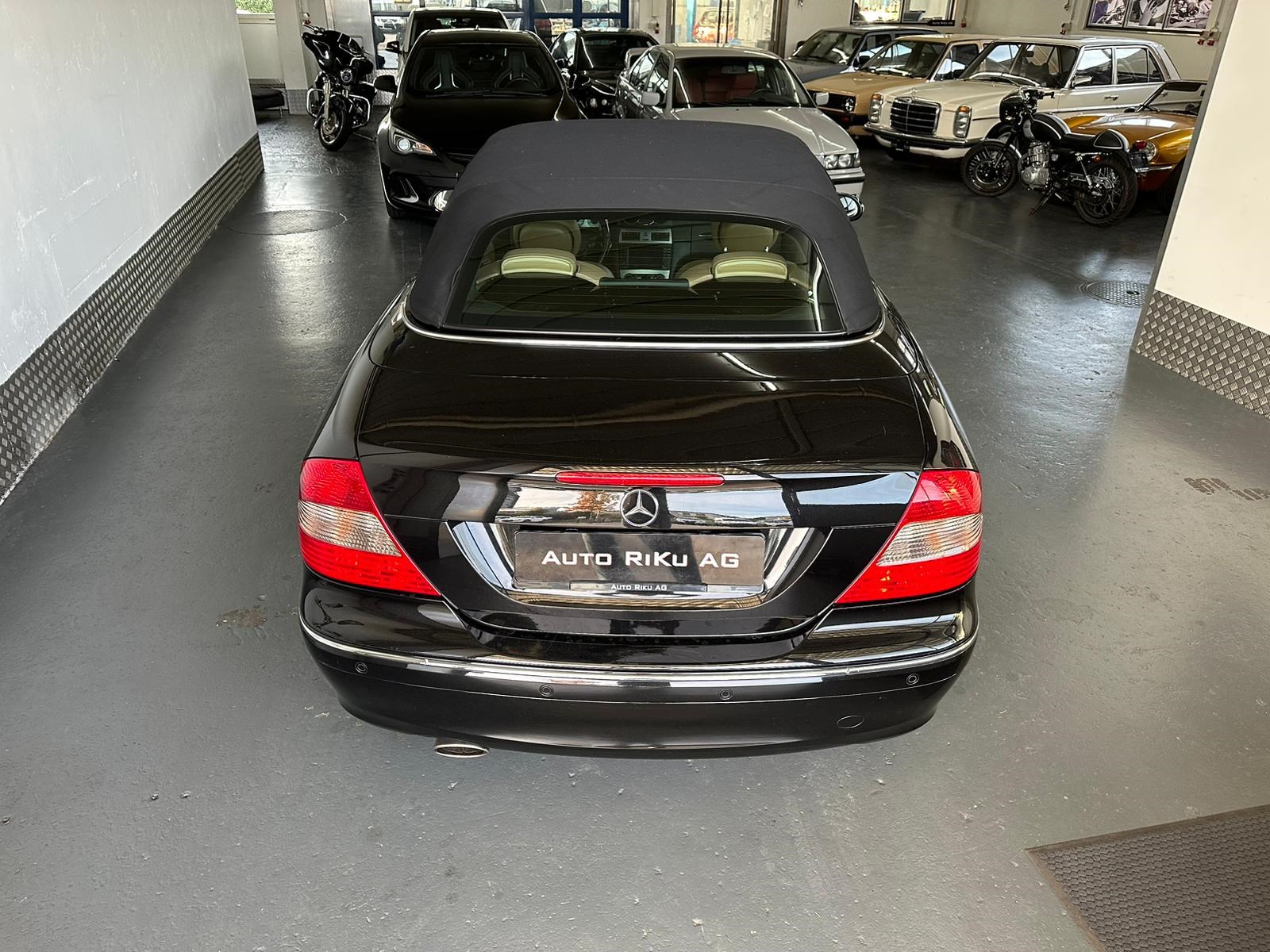 MERCEDES-BENZ CLK 350 Elégance 7G-Tronic-image-17