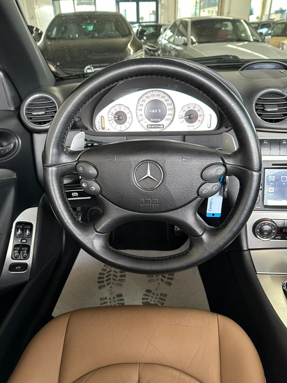 MERCEDES-BENZ CLK 350 Elégance 7G-Tronic-image-23