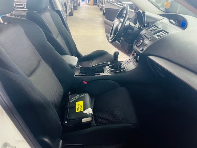 MAZDA 3 2.2 16V CD Sport-image-14