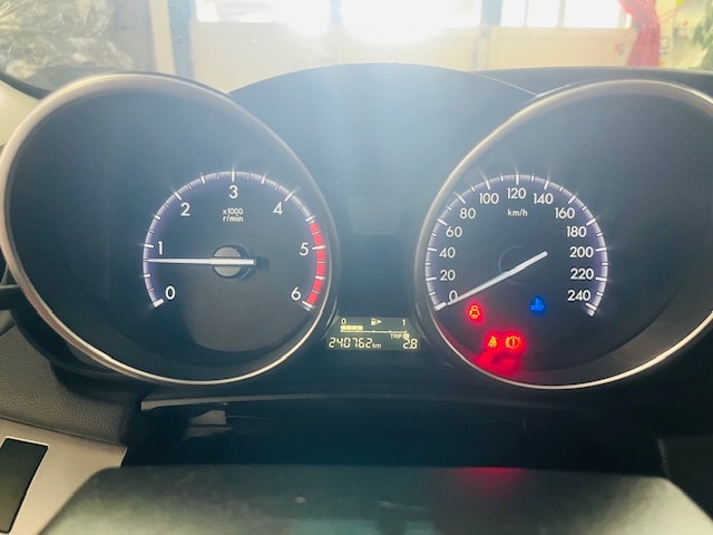 MAZDA 3 2.2 16V CD Sport-image-11