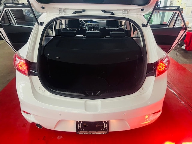 MAZDA 3 2.2 16V CD Sport-image-10