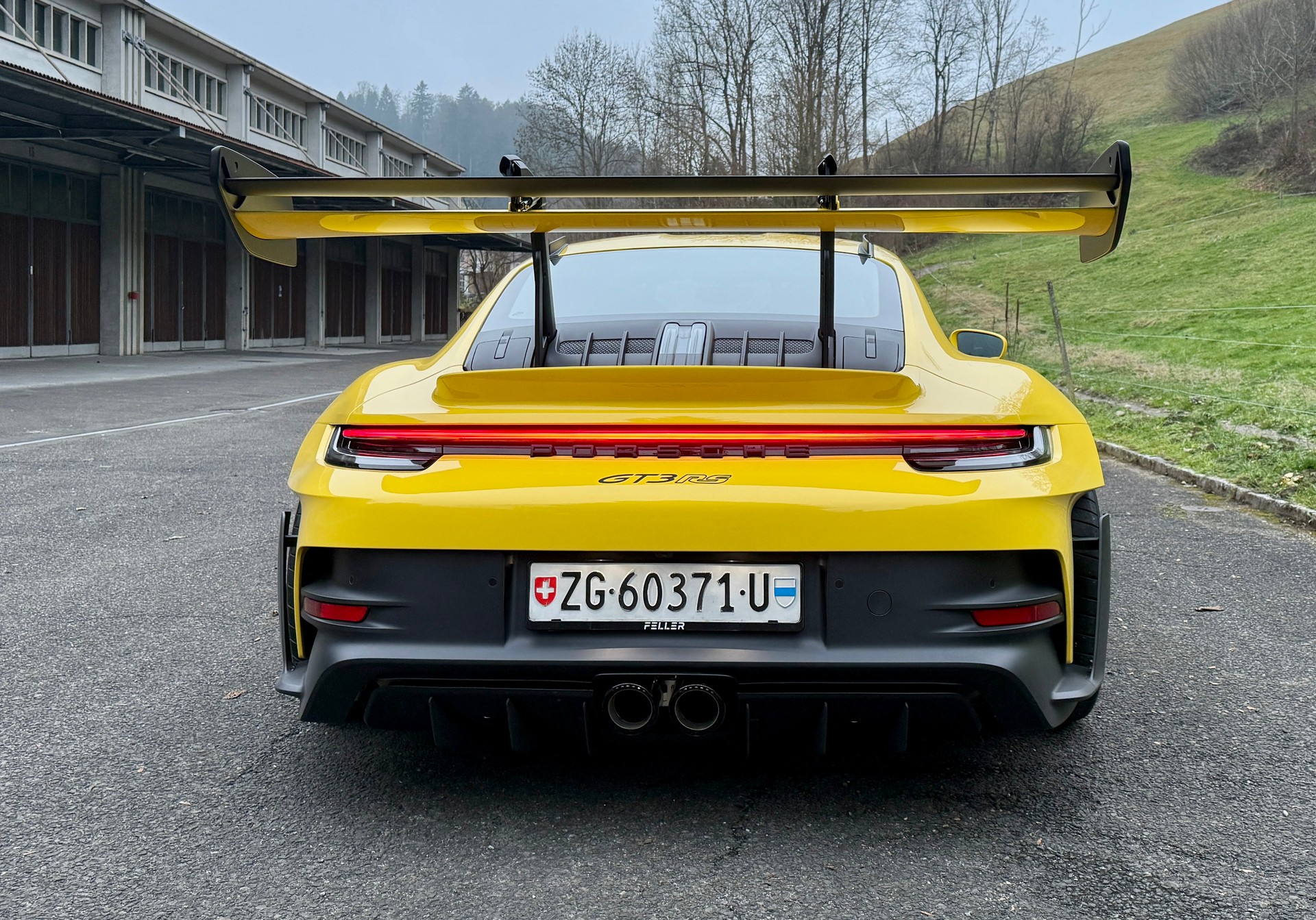 PORSCHE 911 GT3 RS-image-6