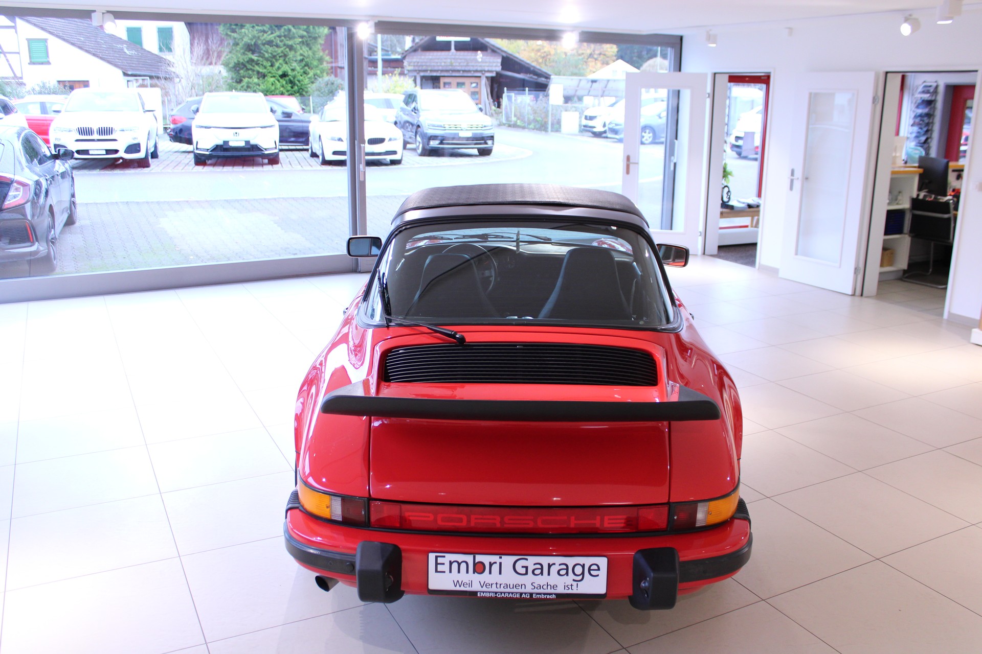 PORSCHE 911 SC Targa-image-4