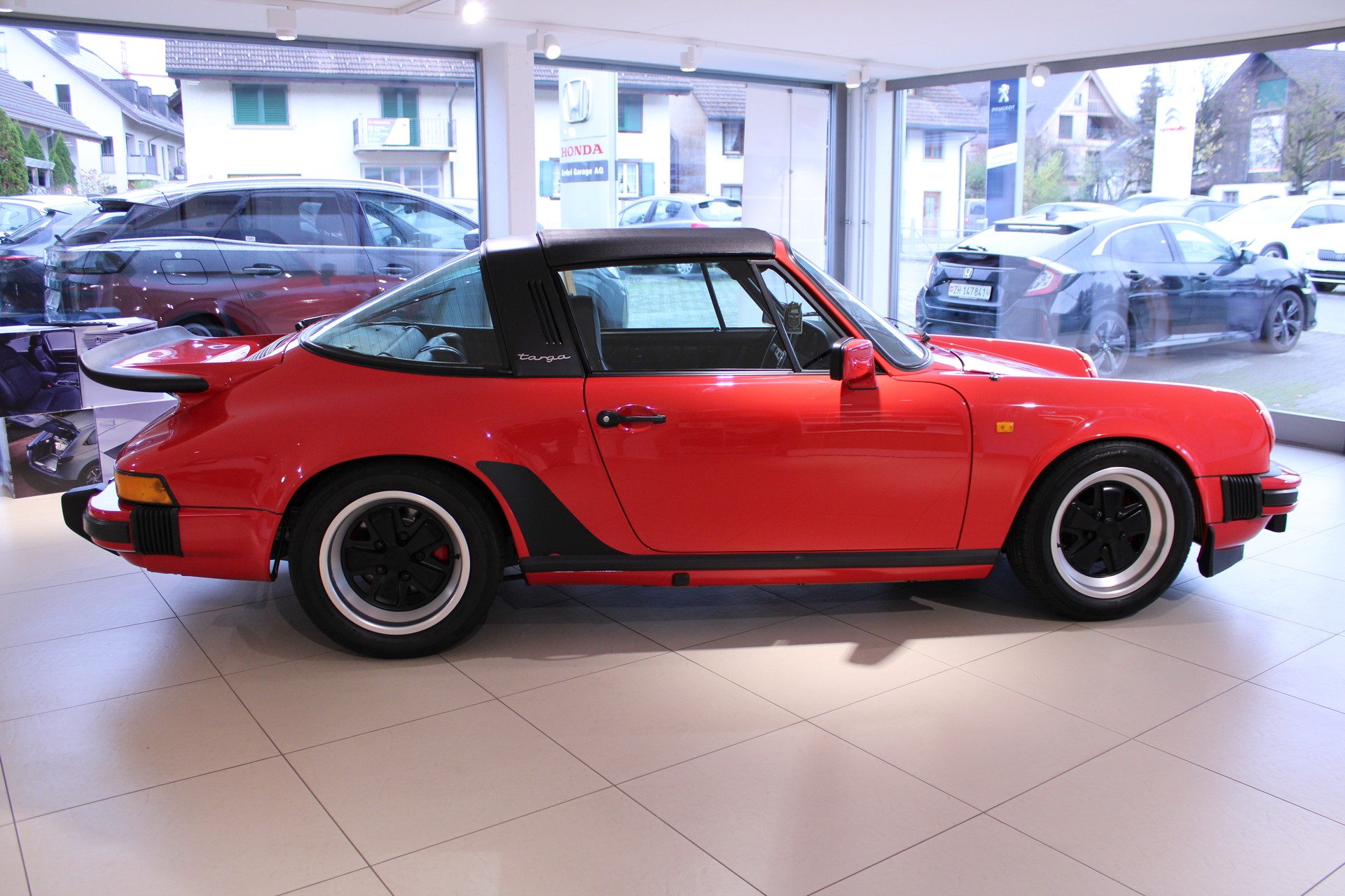 PORSCHE 911 SC Targa-image-7