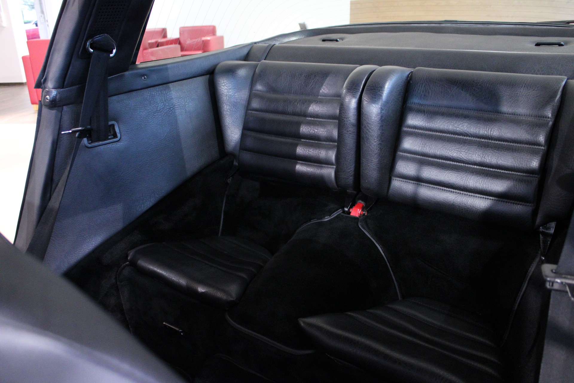 PORSCHE 911 SC Targa-image-9