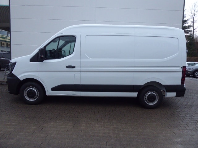 RENAULT Master T35 2.0 Blue dCi 130 L2H2 Advance-image-1