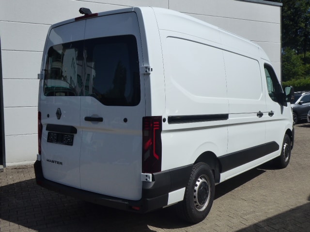RENAULT Master T35 2.0 Blue dCi 130 L2H2 Advance-image-14