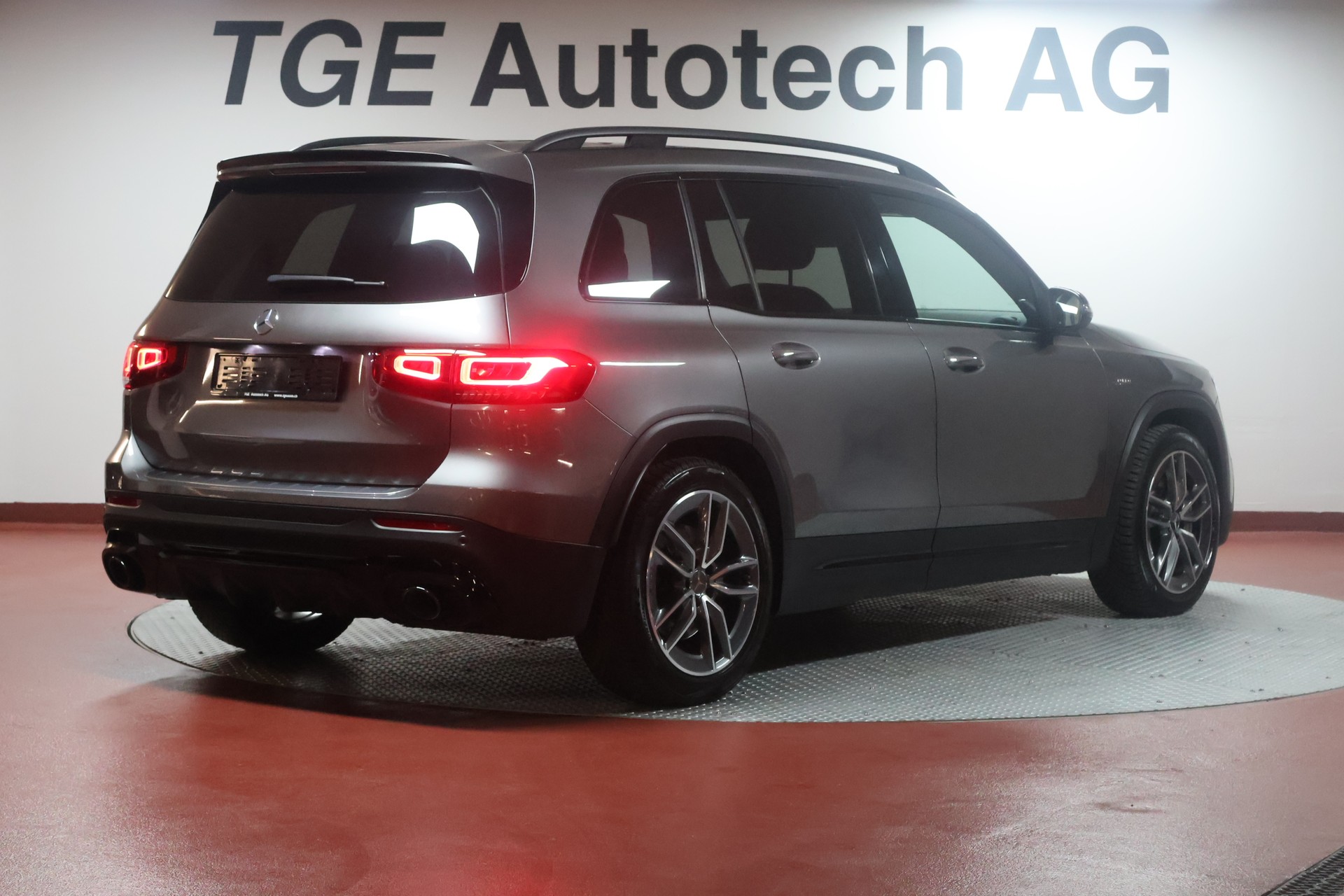 MERCEDES-BENZ GLB 35 AMG 4Matic 8G-Tronic-image-17