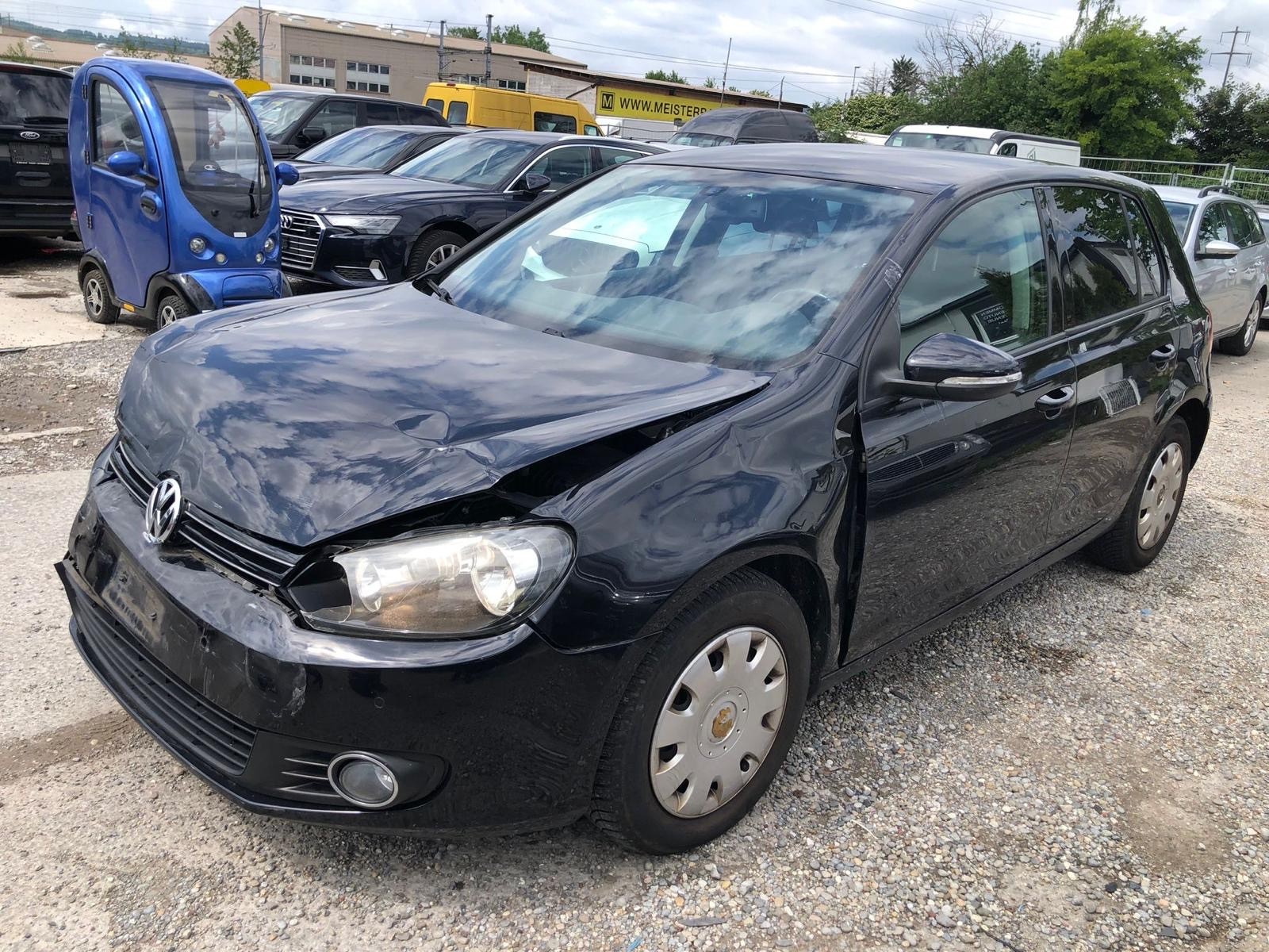 VW Golf 1.4 TSI Trendline-image-1