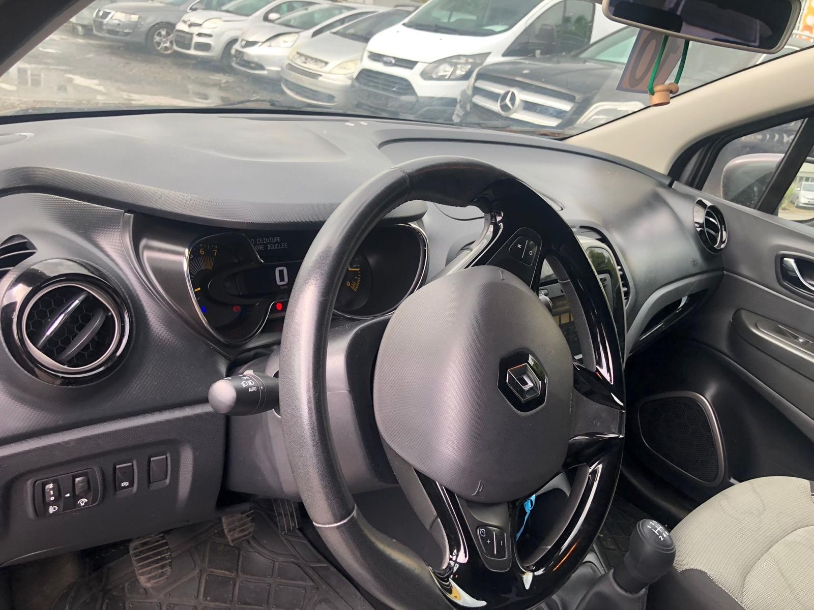 VW Golf 1.4 TSI Trendline-image-12
