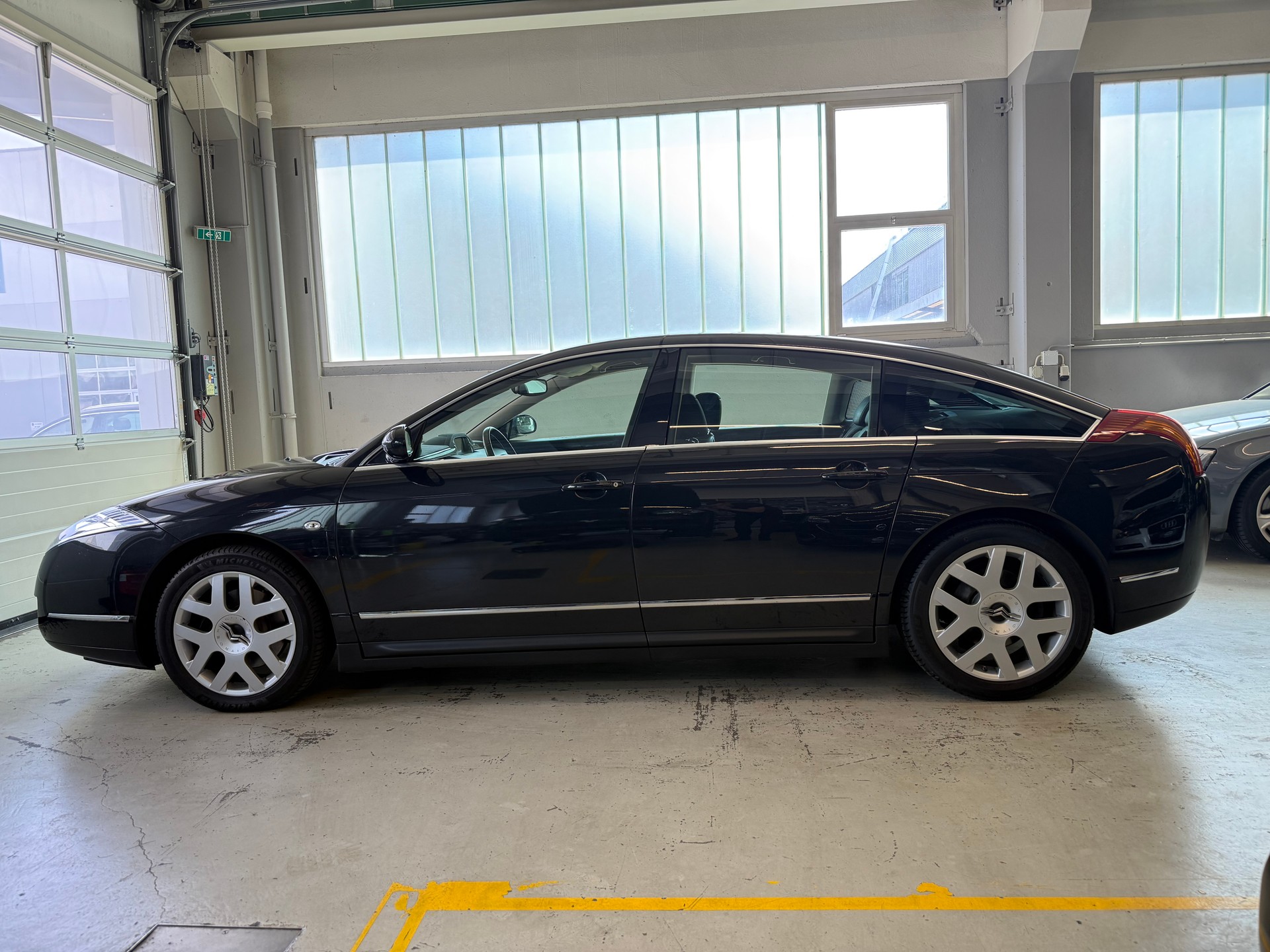 CITROEN C6 Sedan 3.0i V6 Exclusive Automatic-image-4