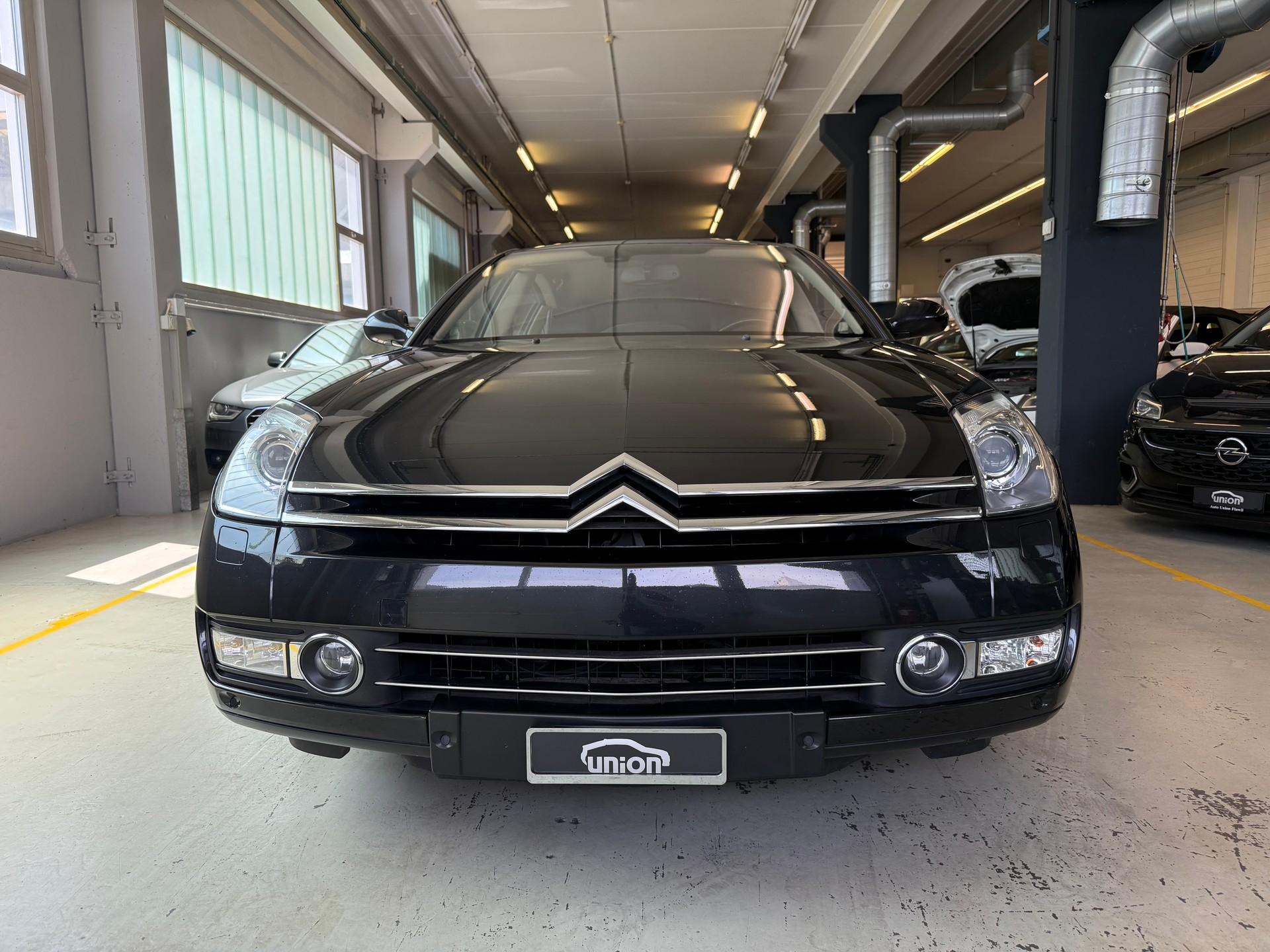 CITROEN C6 Sedan 3.0i V6 Exclusive Automatic-image-2
